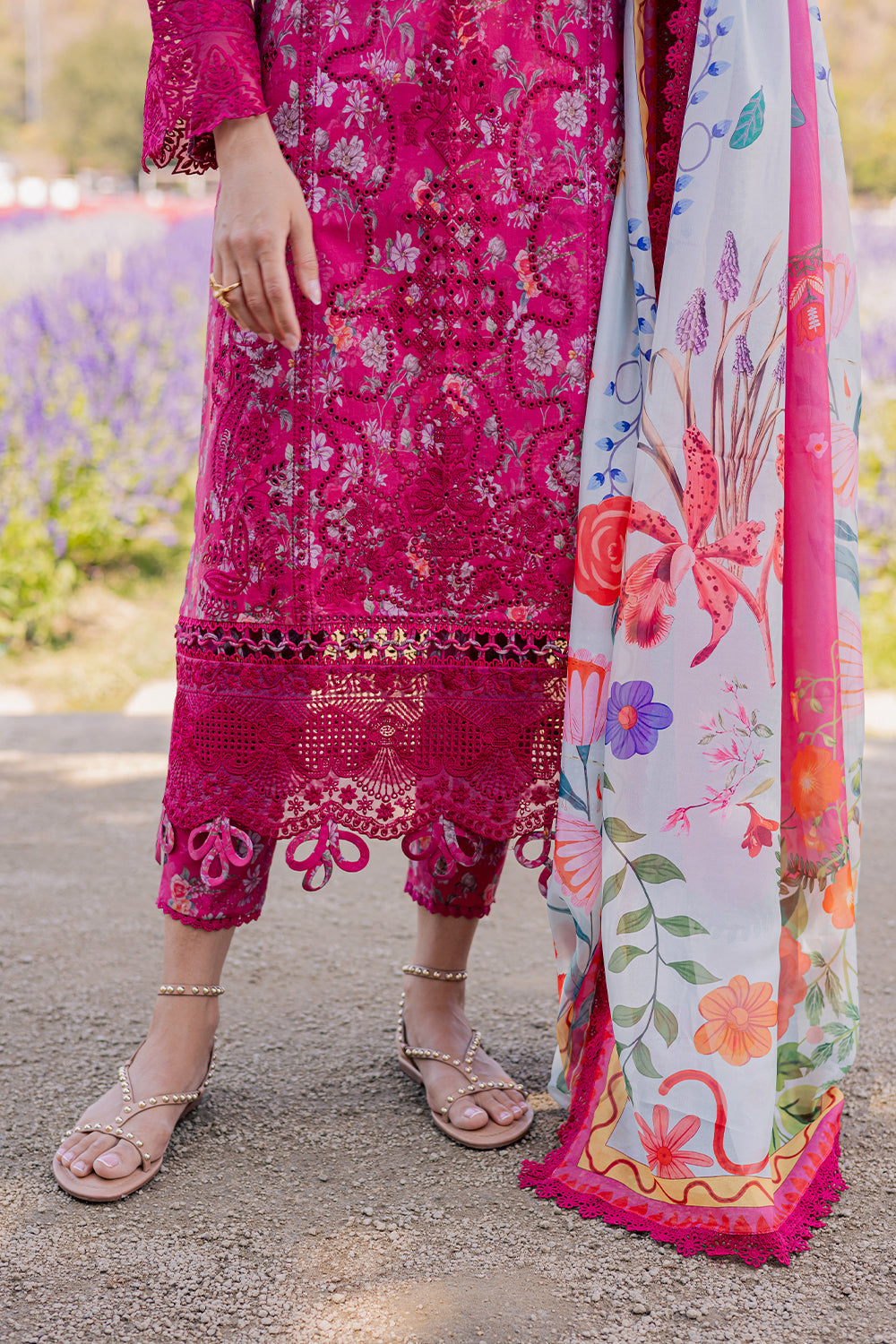 Shezlin Chikankari Eid Edit Lawn – FARYAL (AV-08)