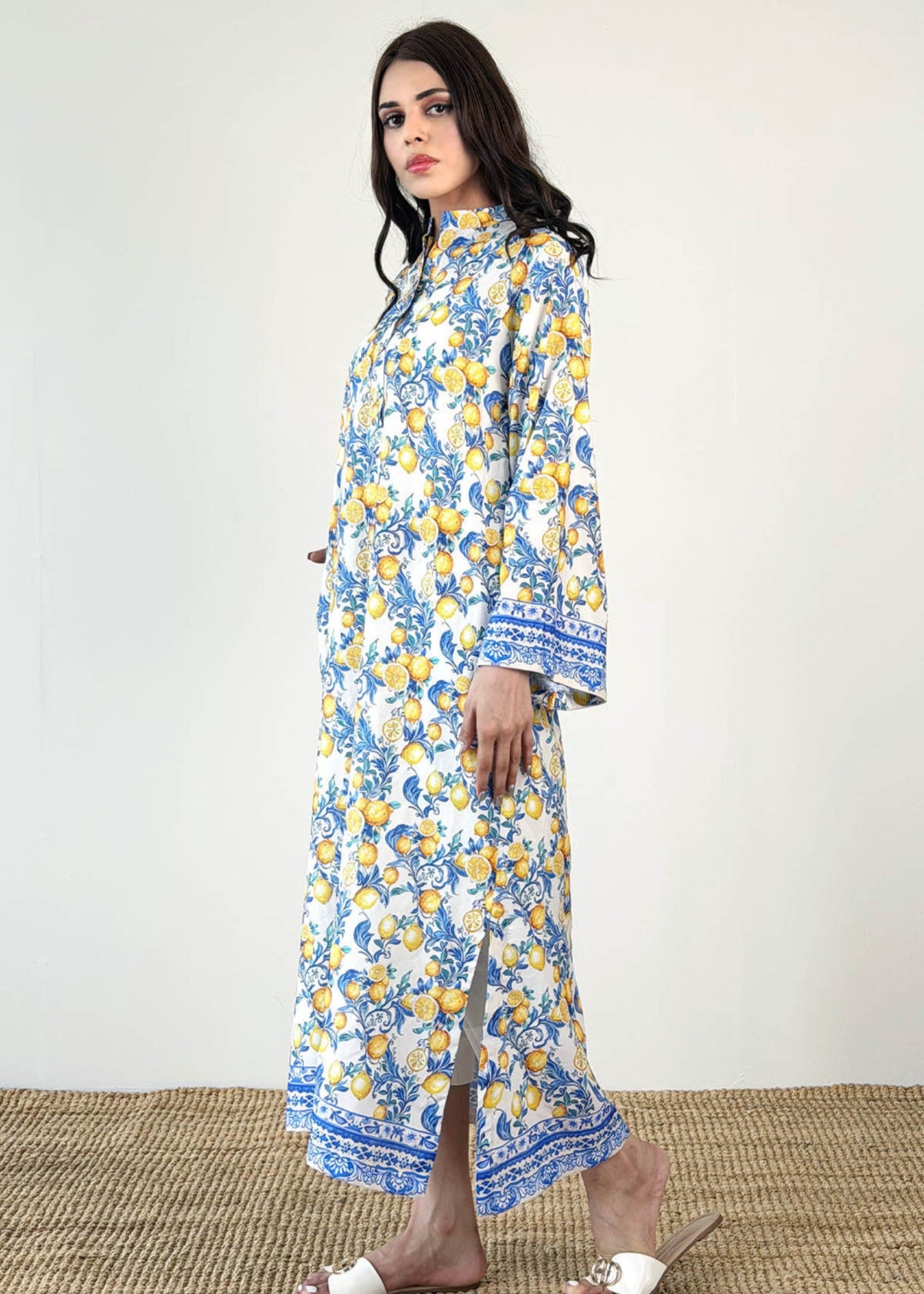 crepe Kaftan in Multi