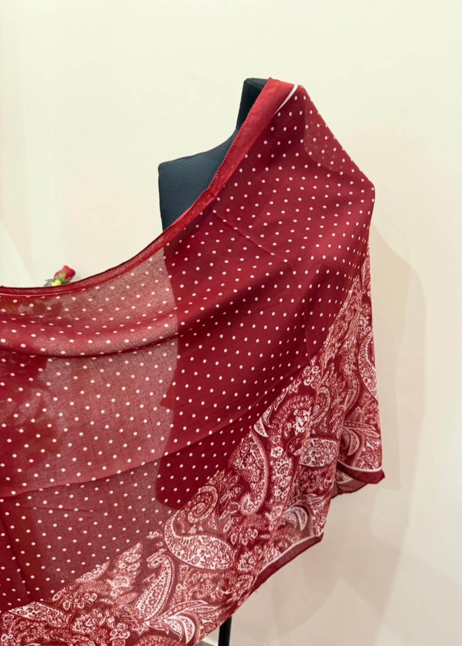viscose Hijab in Crimson