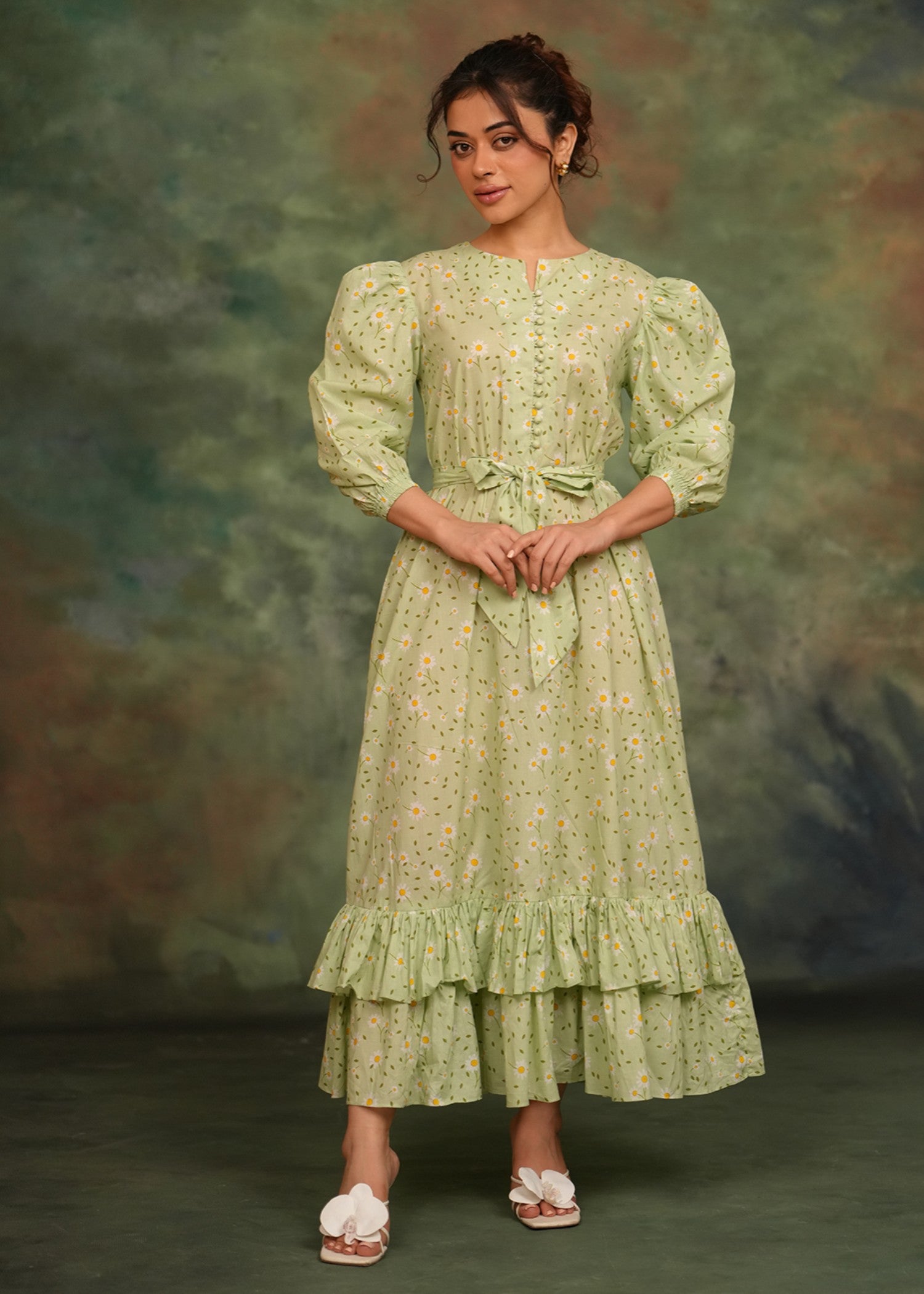 lawn Maxi in Pistachio green