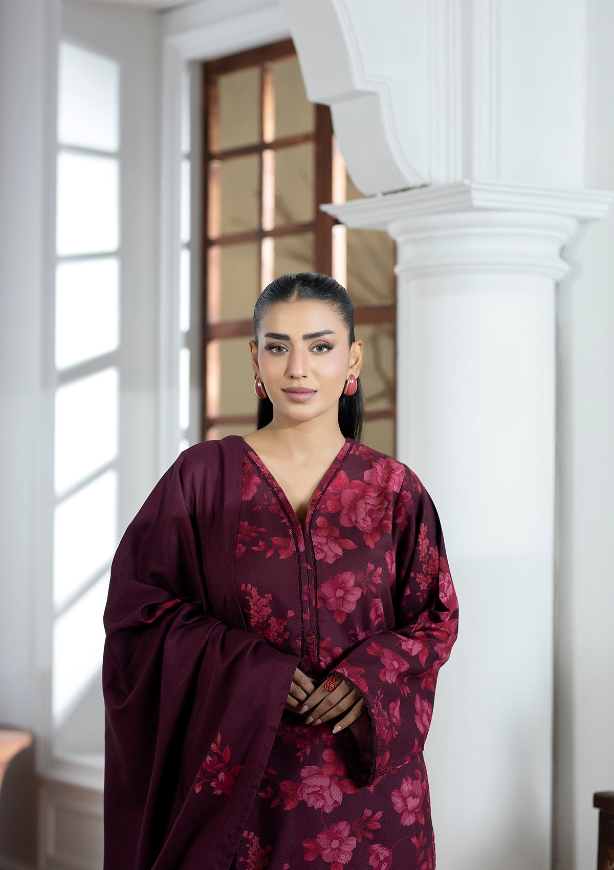 dhanak Kurta Set in Blood red