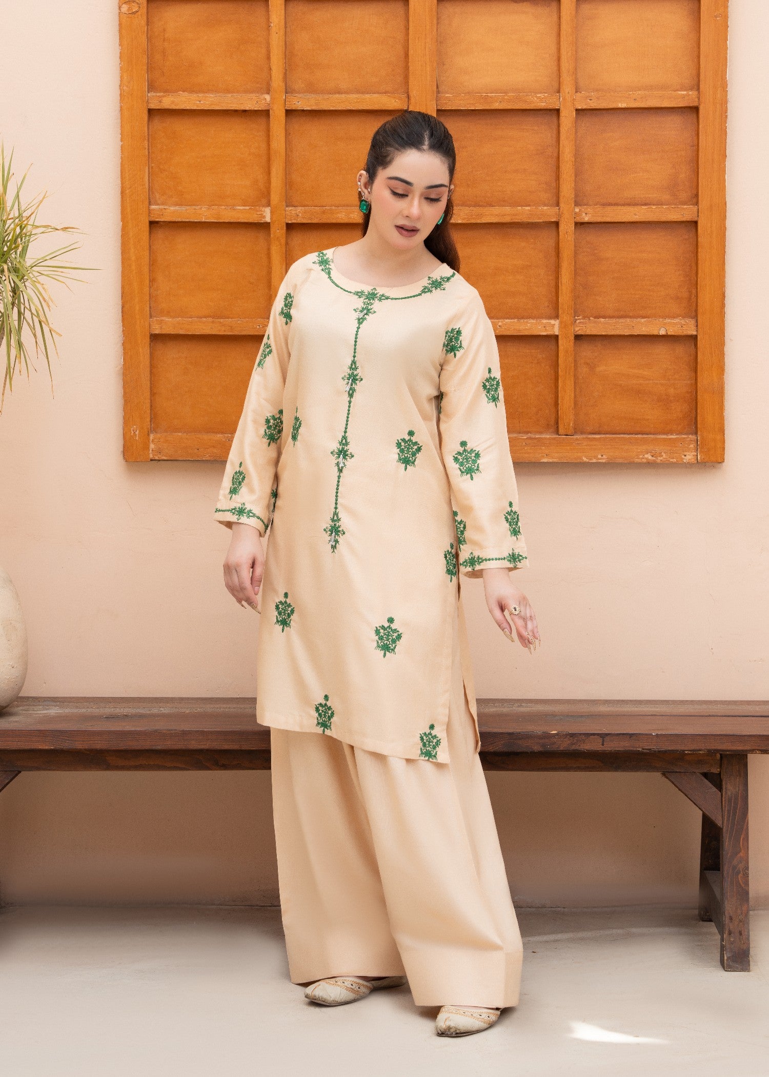 arabic lawn Kurta Set in Cream