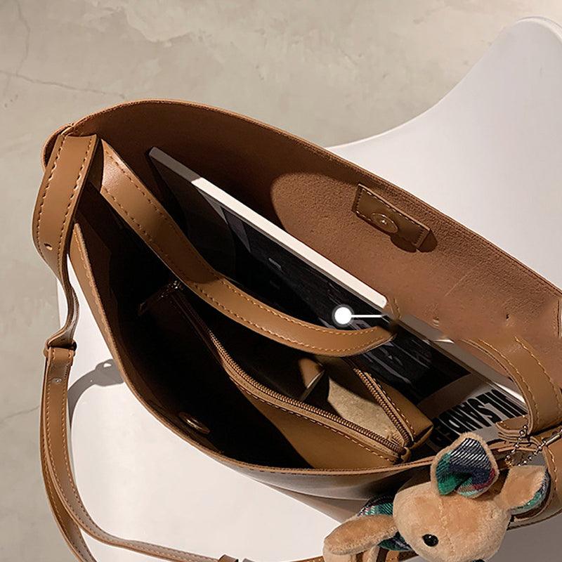 Large Capacity Versatile One-Shoulder Messenger Mobile Phone Bag