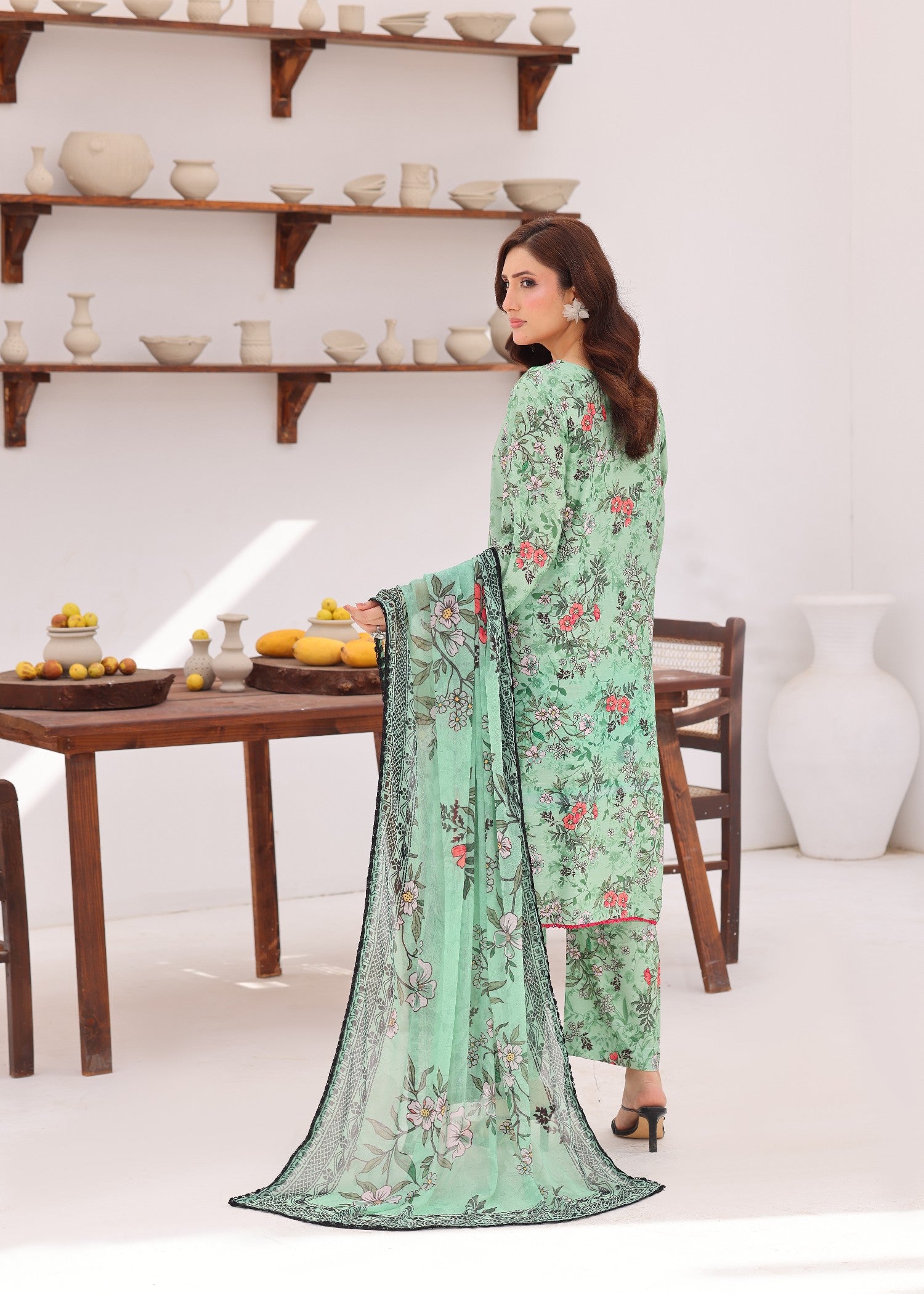 viscose raw silk Kurta Set in Green