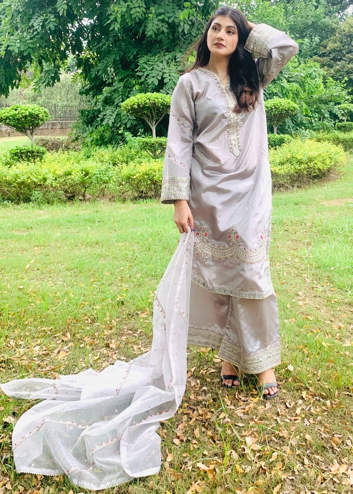 tussar silk Kurta Set in Pastel grey