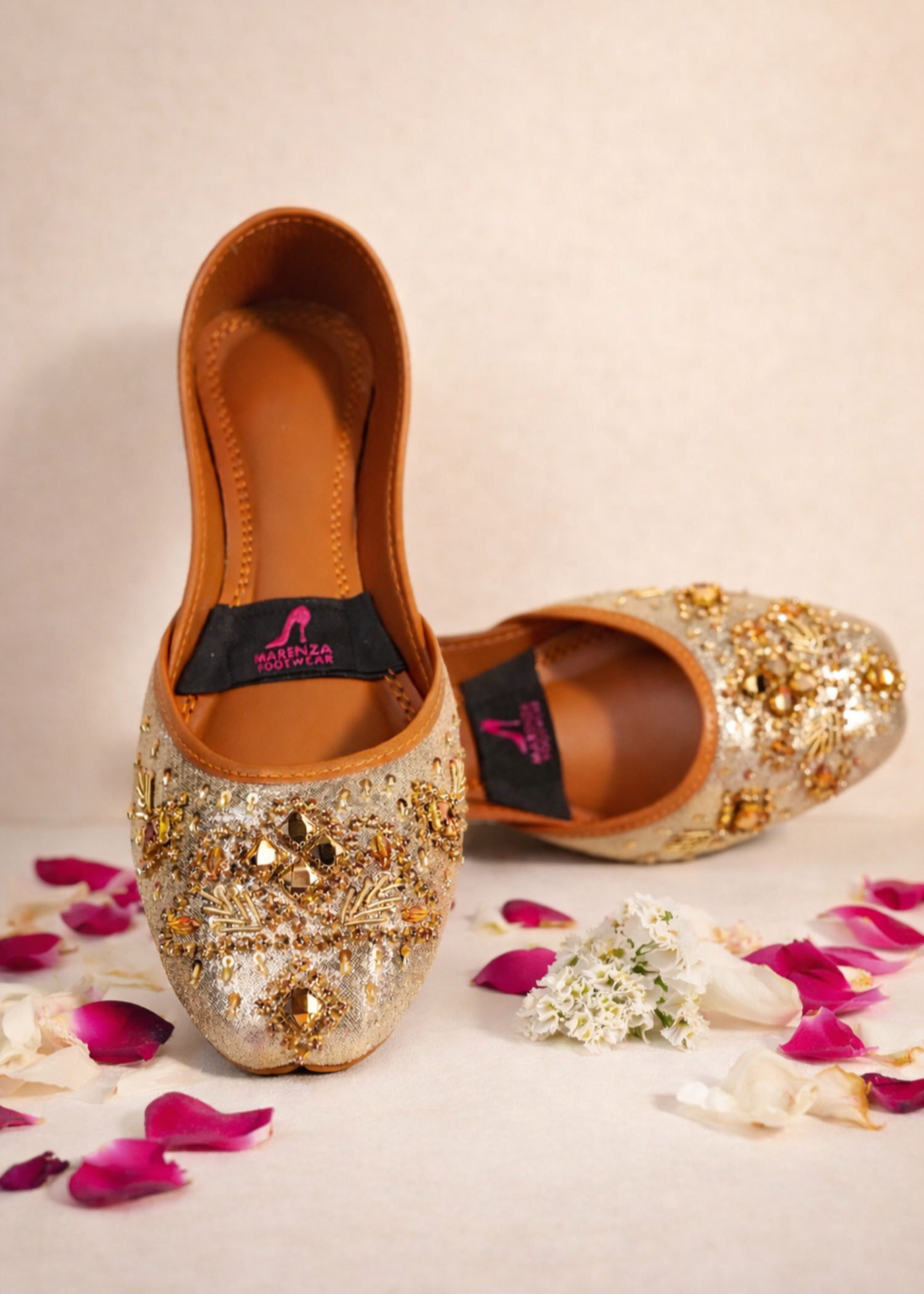 Khussa in Gold by - High Quality Women Khussa FQP3062