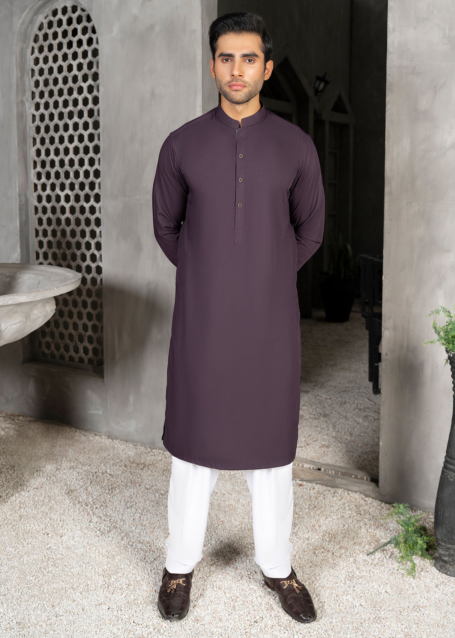 wash & wear Kurta Set in Plum by Thread & Weave By Zeplar