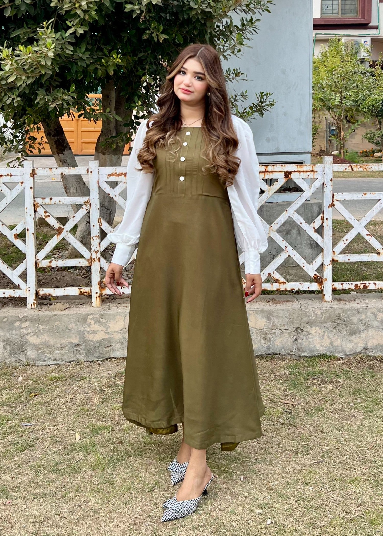 grip Frock in Olive green