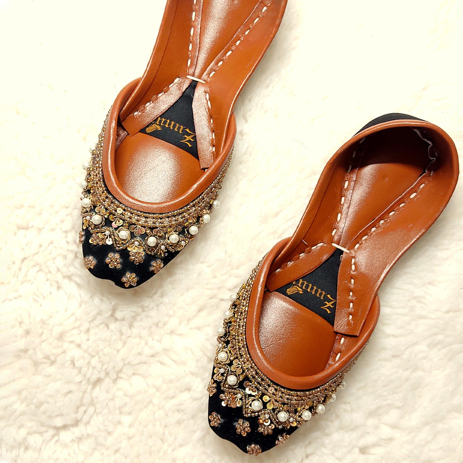 Khussa in Black by - High Quality Women Khussa JCI6602