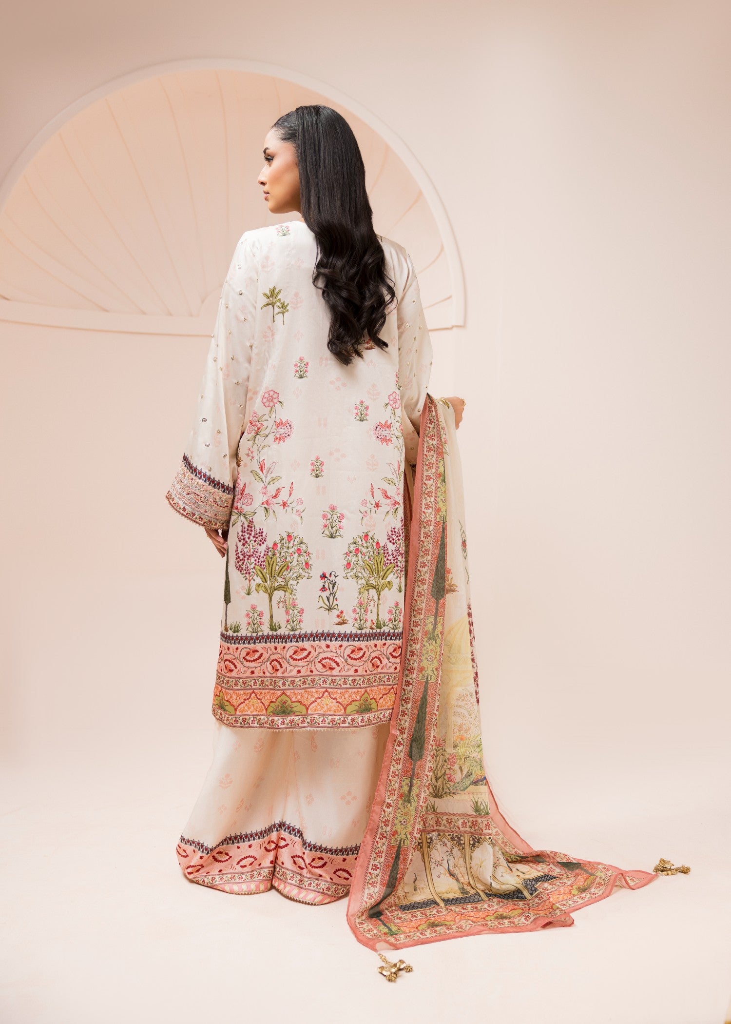 silk Unstitched in Beige