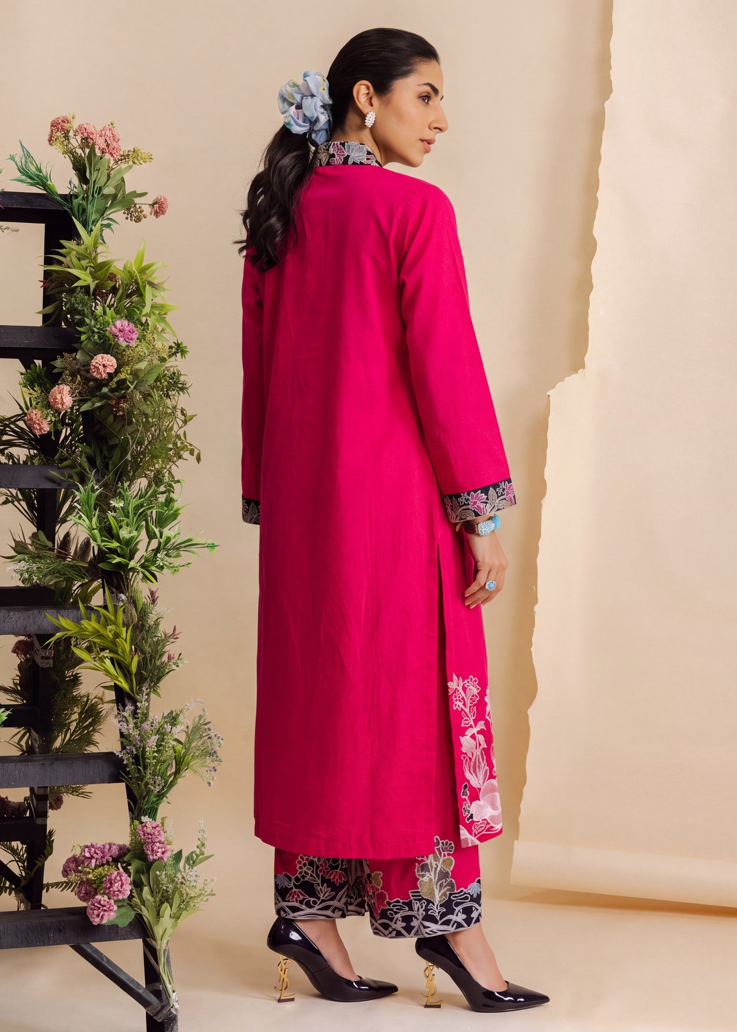 lawn Kurta Set in Fire red