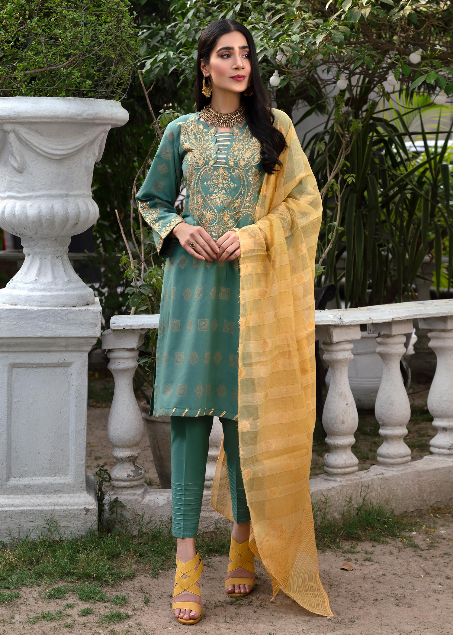 lawn Kurta Set in Parrot green