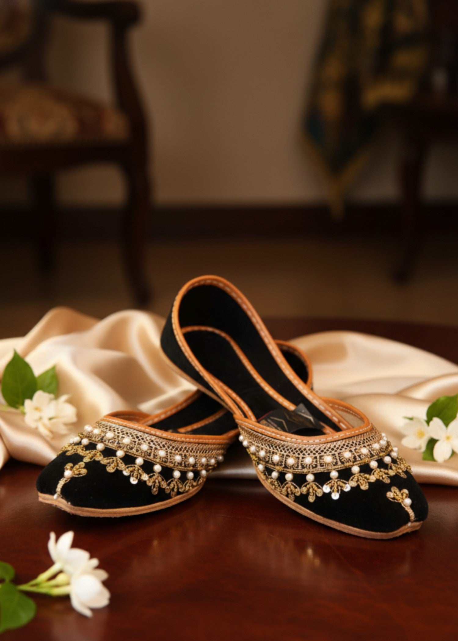 Khussa in Black by - High Quality Women Khussa EUU1494