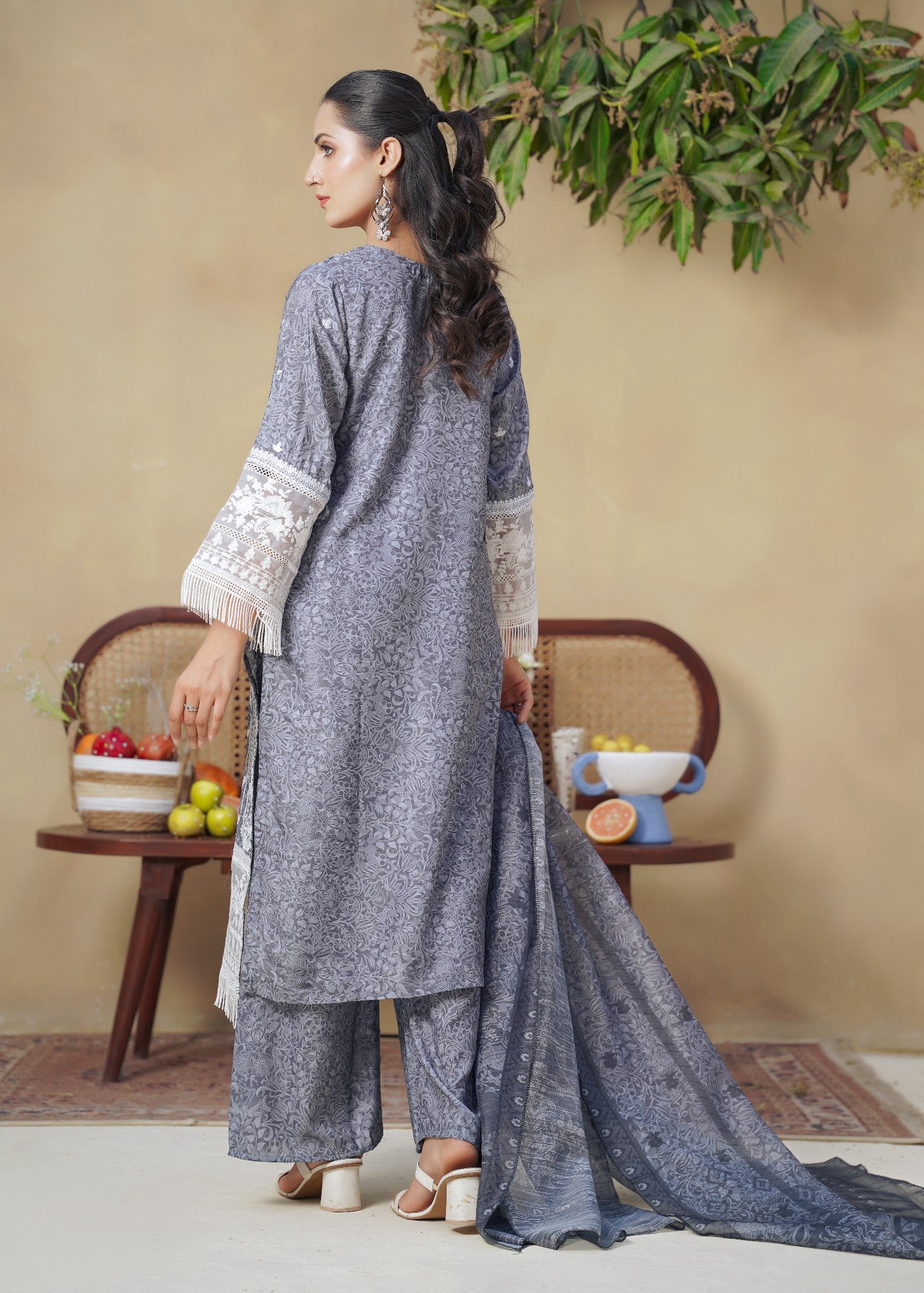 khaddi net Kurta Set in Cool grey