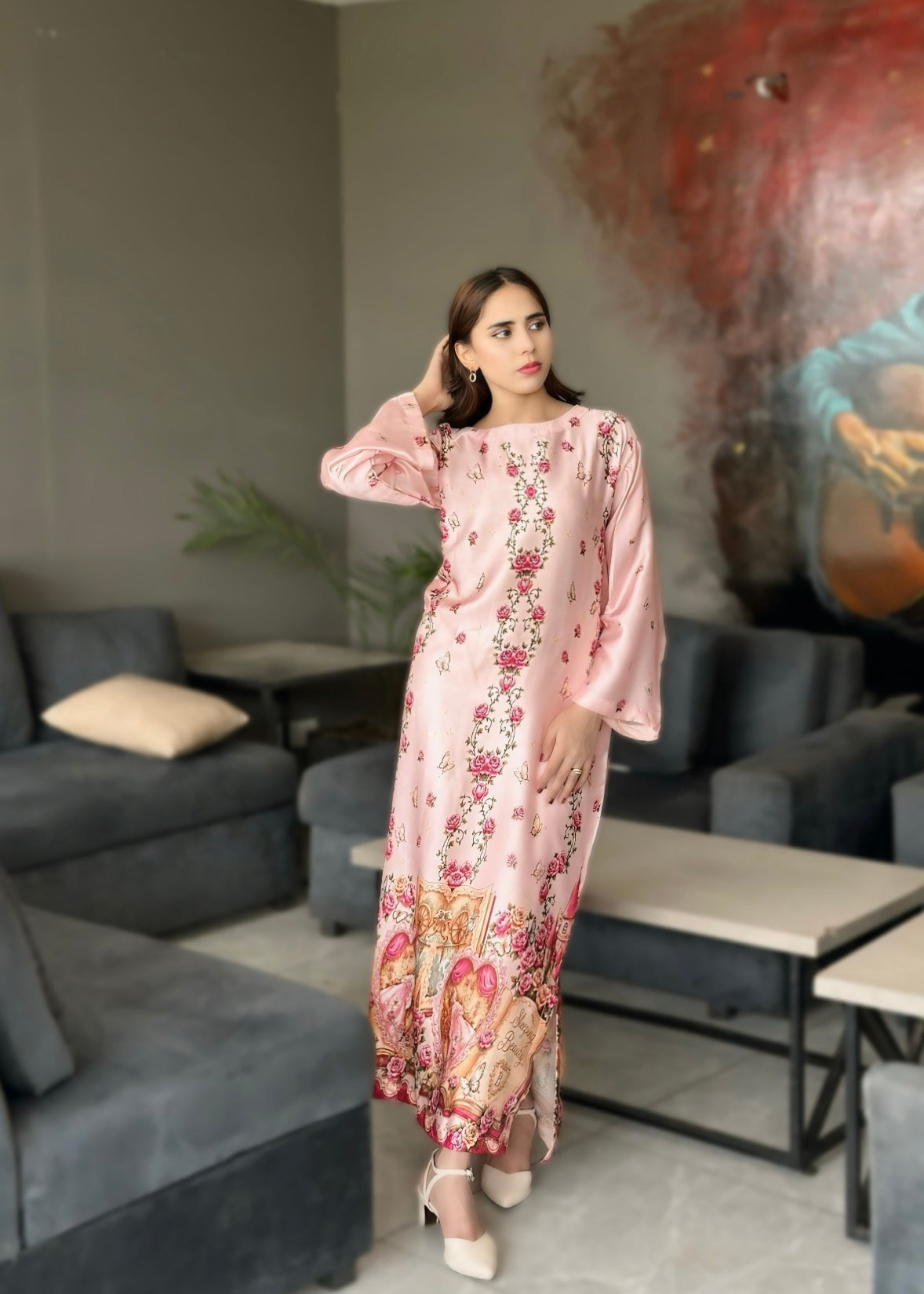 pk charmuse silk Kaftan in Pastel pink