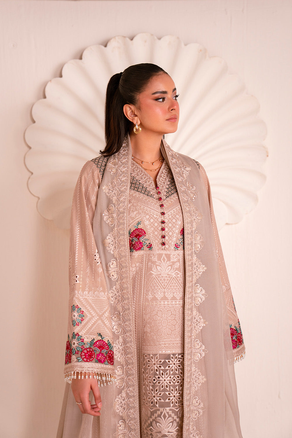 Bloom Poise Lawn Edit – ELODIE - MSU0688