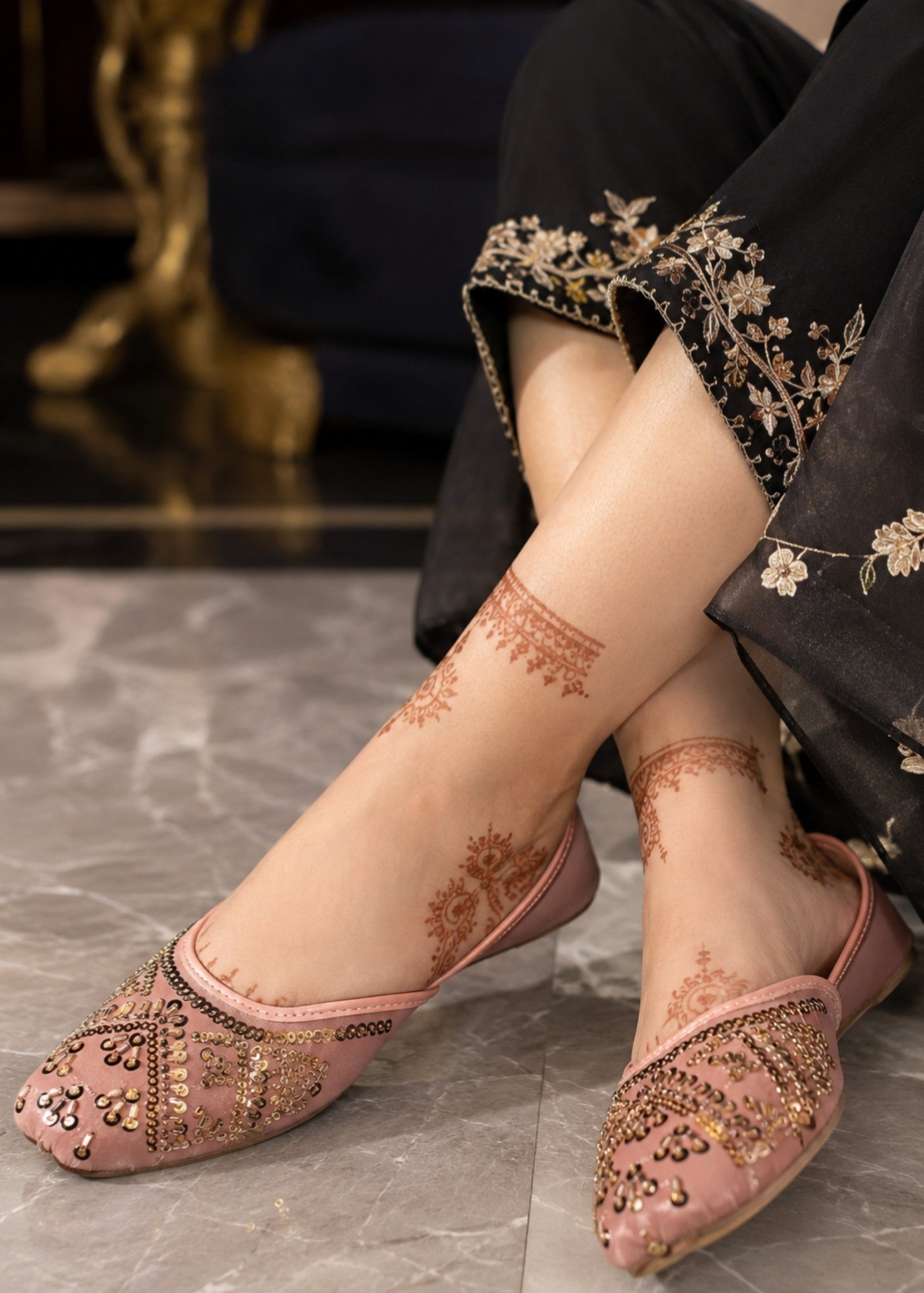 Khussa in Baby pink by - High Quality Women Khussa IXK3762