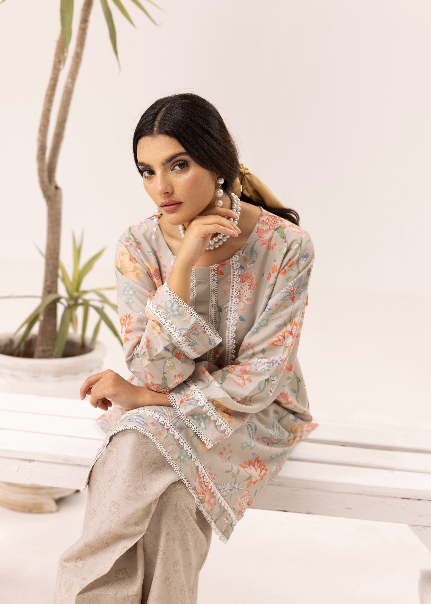 lawn Kurta Set in Pastel grey
