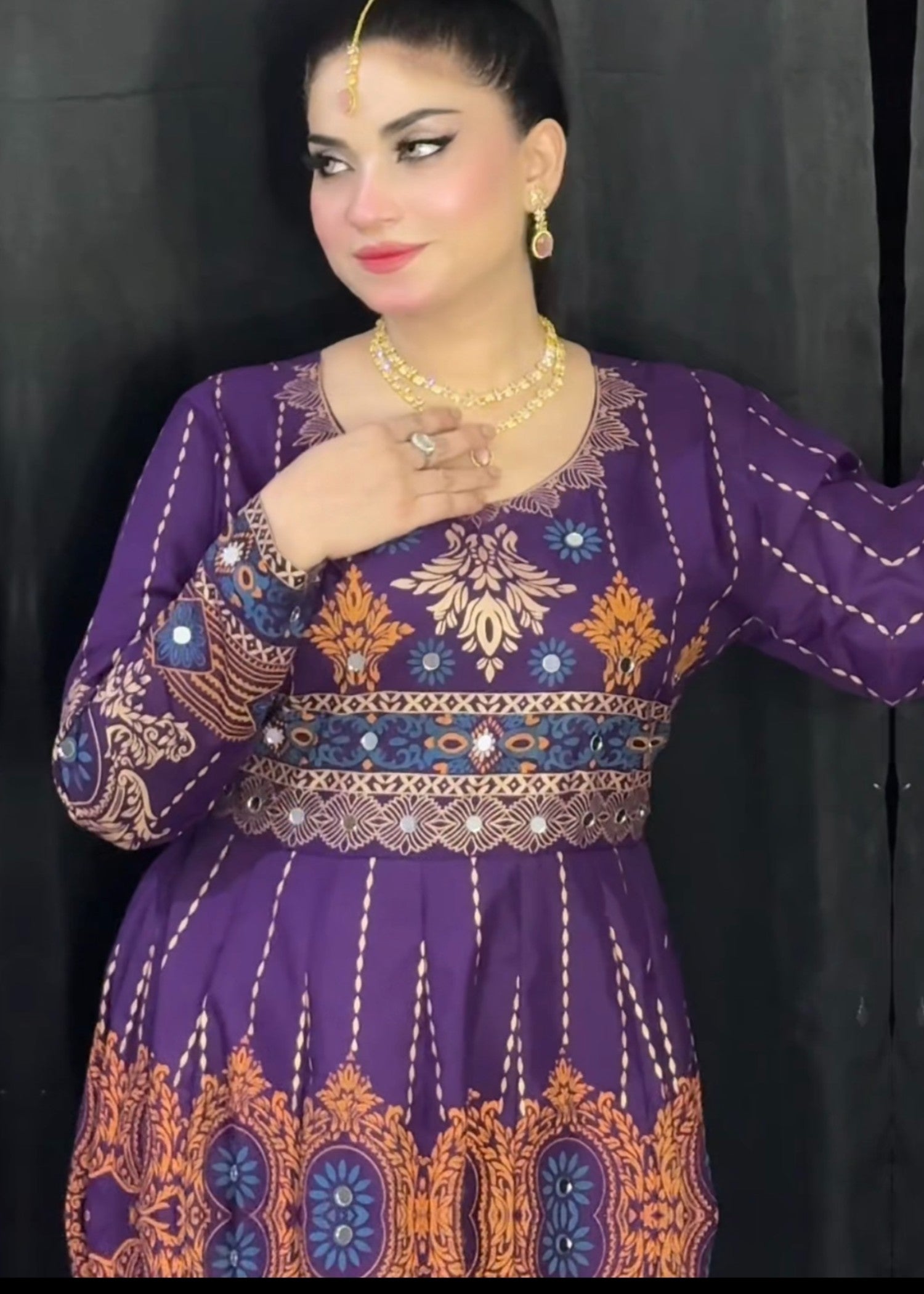satin silk Maxi in Purple heart