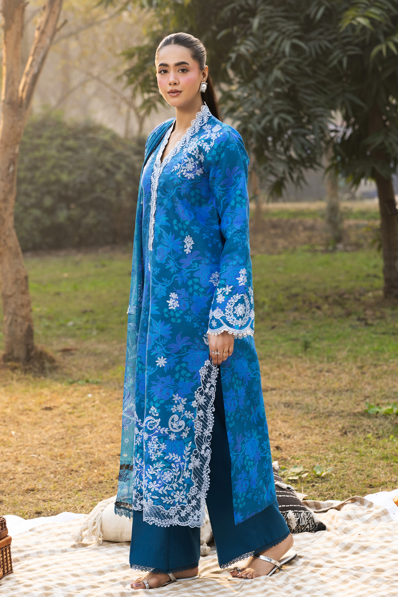 Printkari Lawn – E-12
