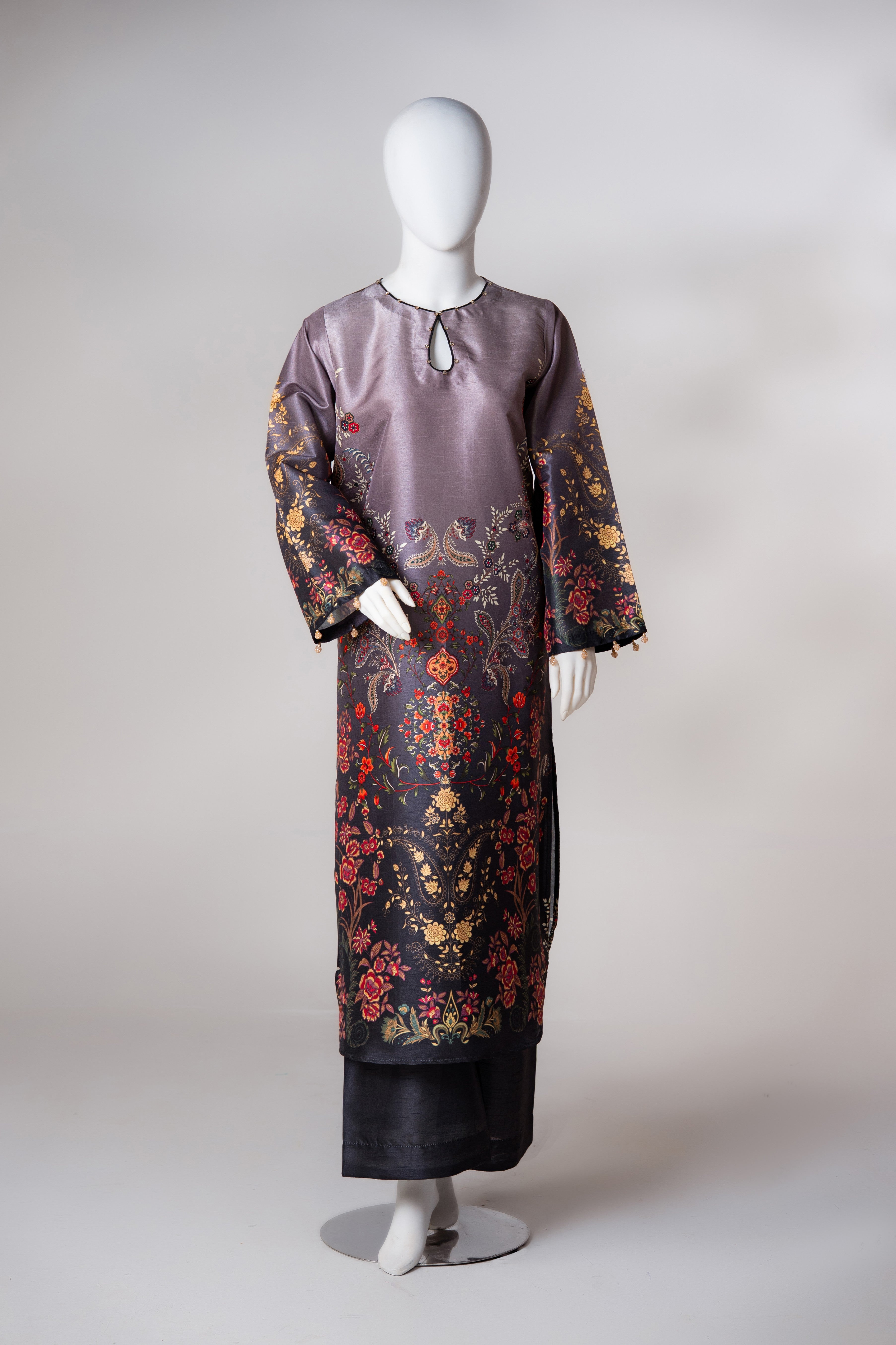 silk Kurta Set in Black, mauve