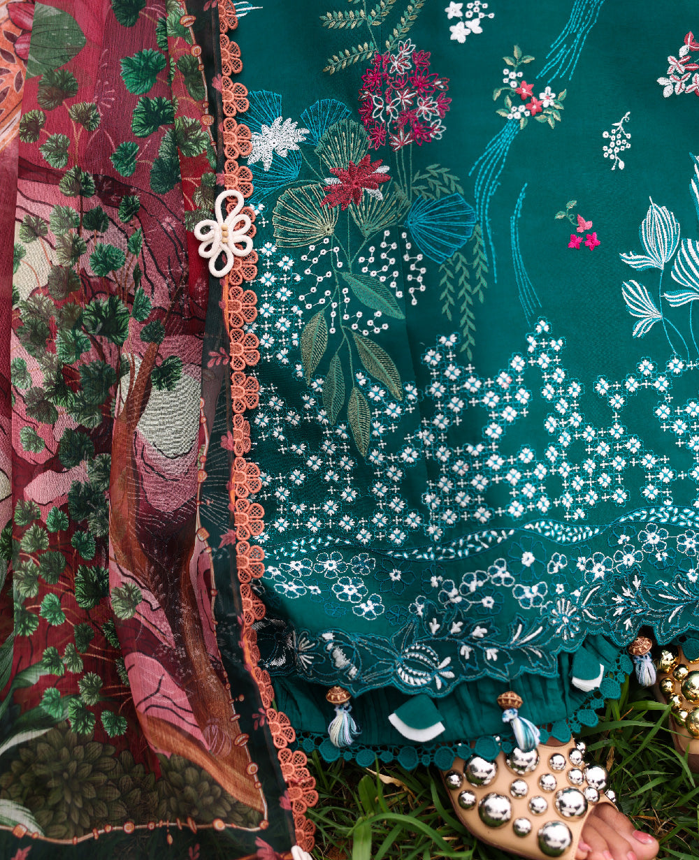 Lilas Lawn – Ziva