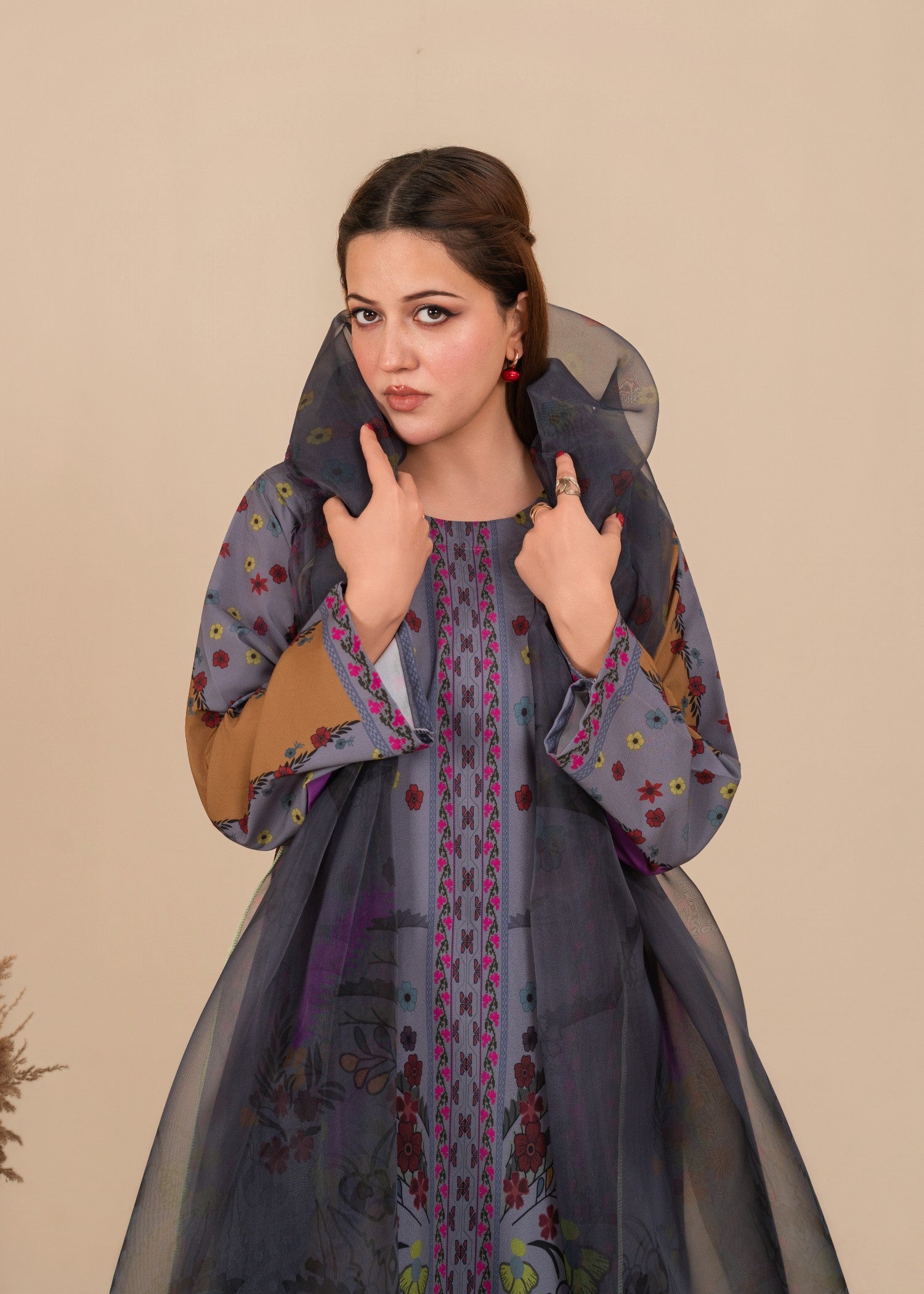 silk crepe Kurta Set in Lavender grey