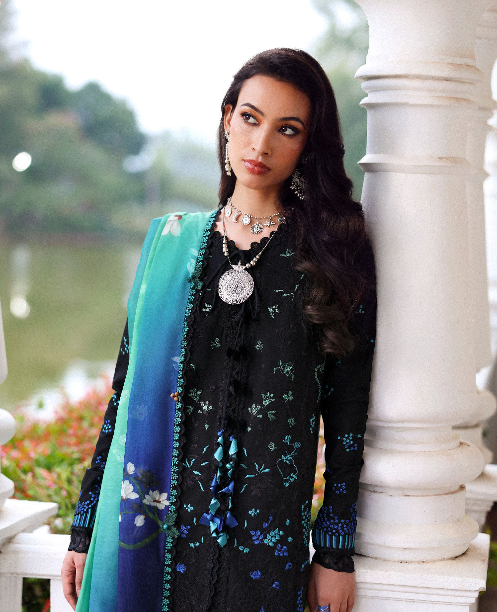 Lilas Lawn – Arisa