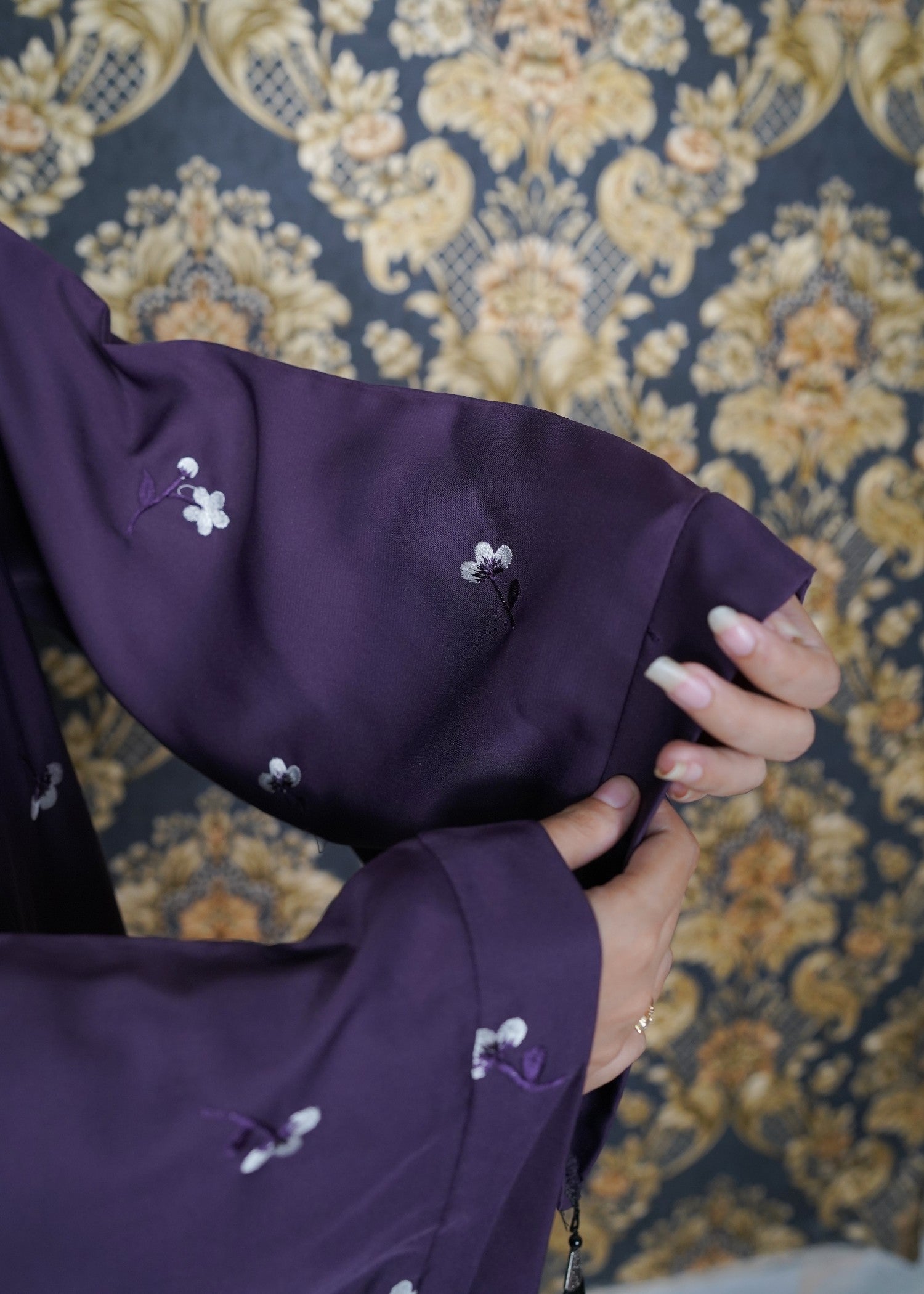 thai silk Abaya in Plum