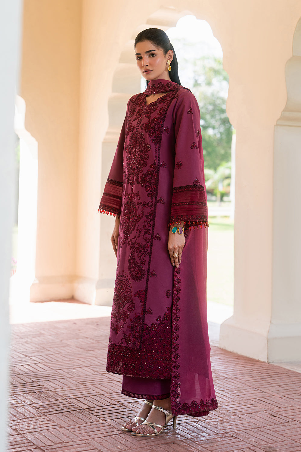 Luxury Lawn – MAGNOLIA - MSU0627