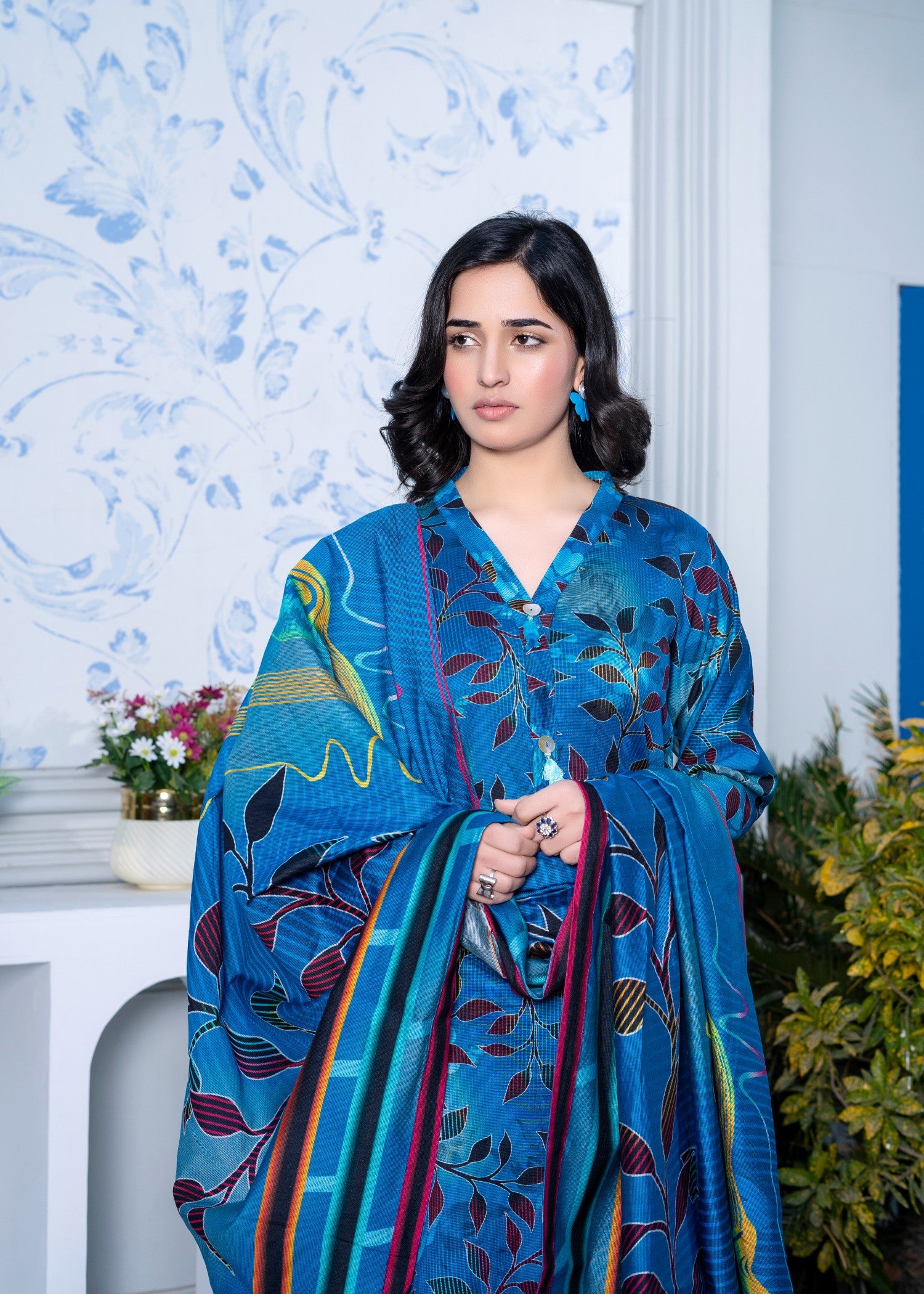 khaddi net Kurta Set in Sapphire blue