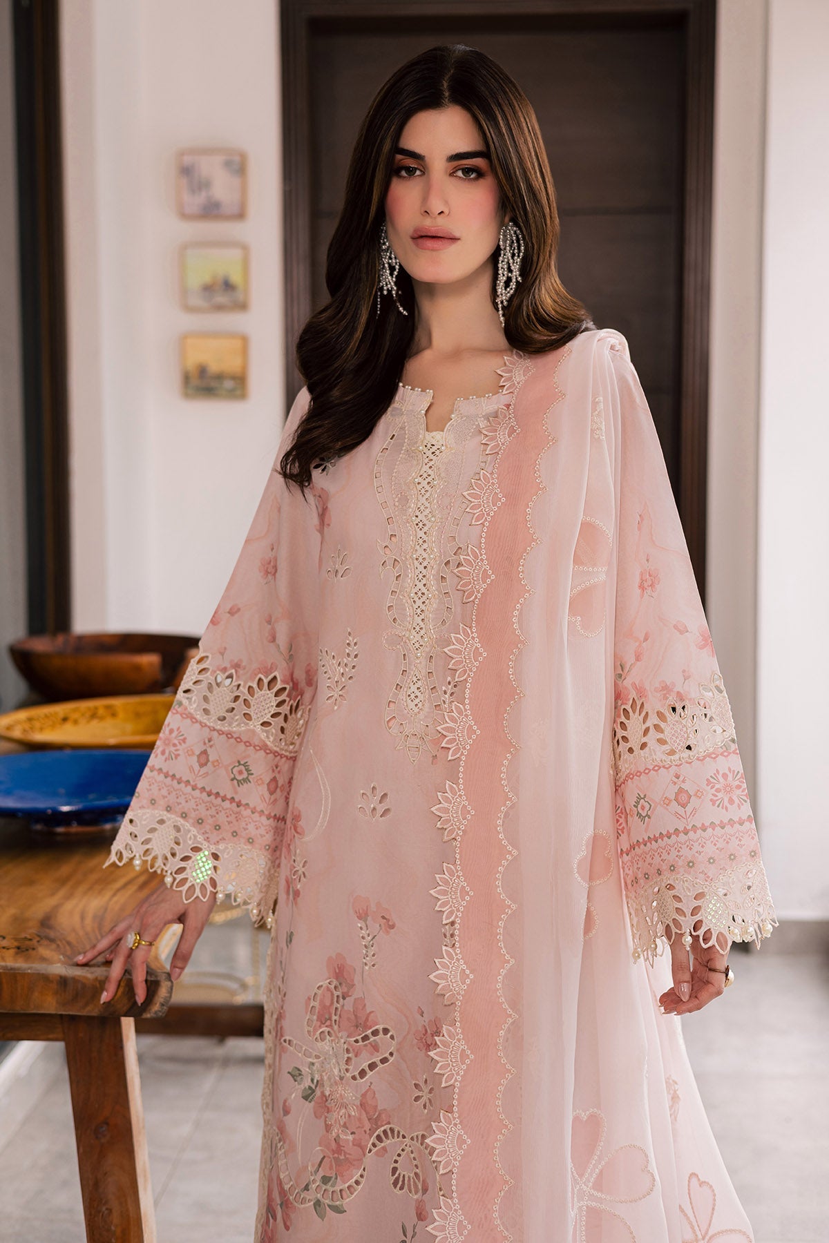 Lily May Lawn – NE-261