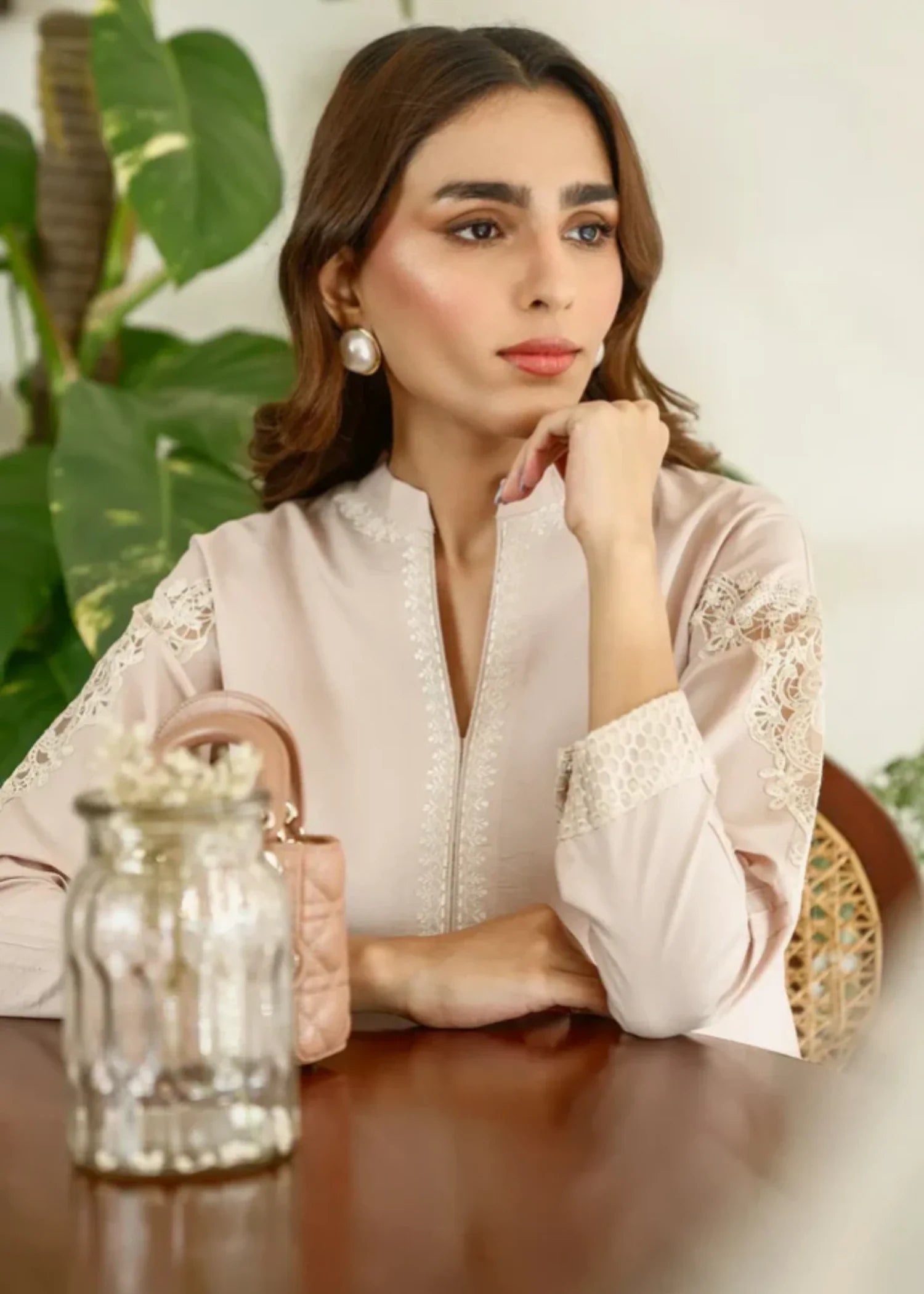 lawn Kurta Set in Timberwolf