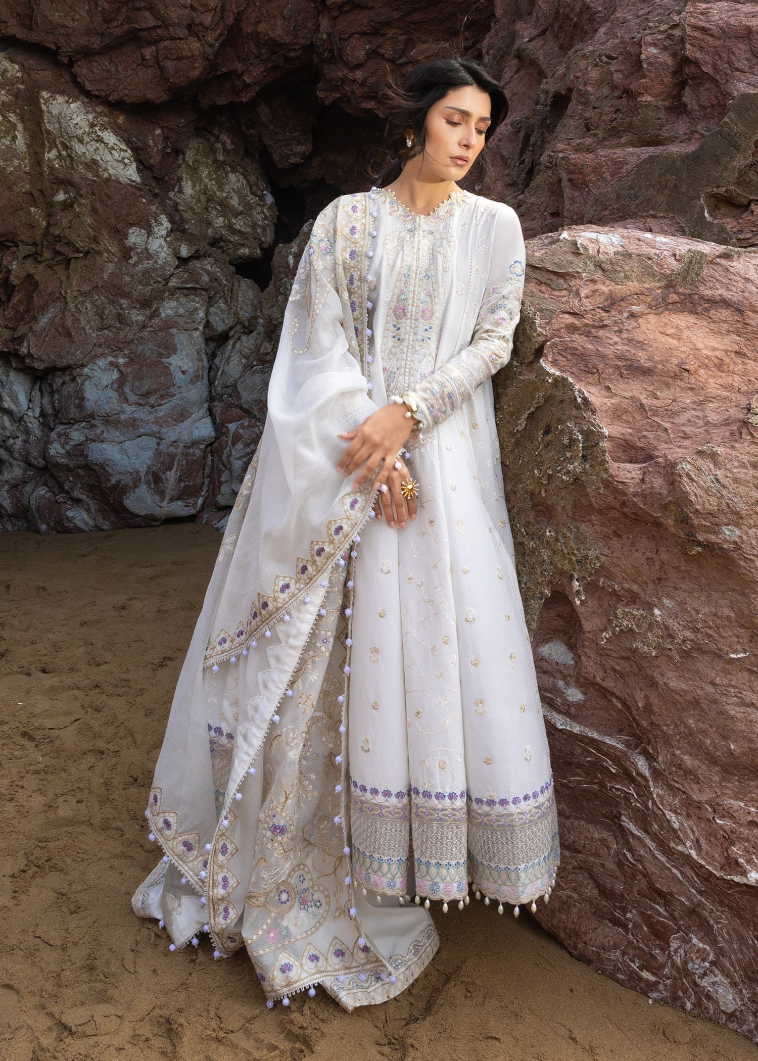 Festive Luxury Lawn – Noor