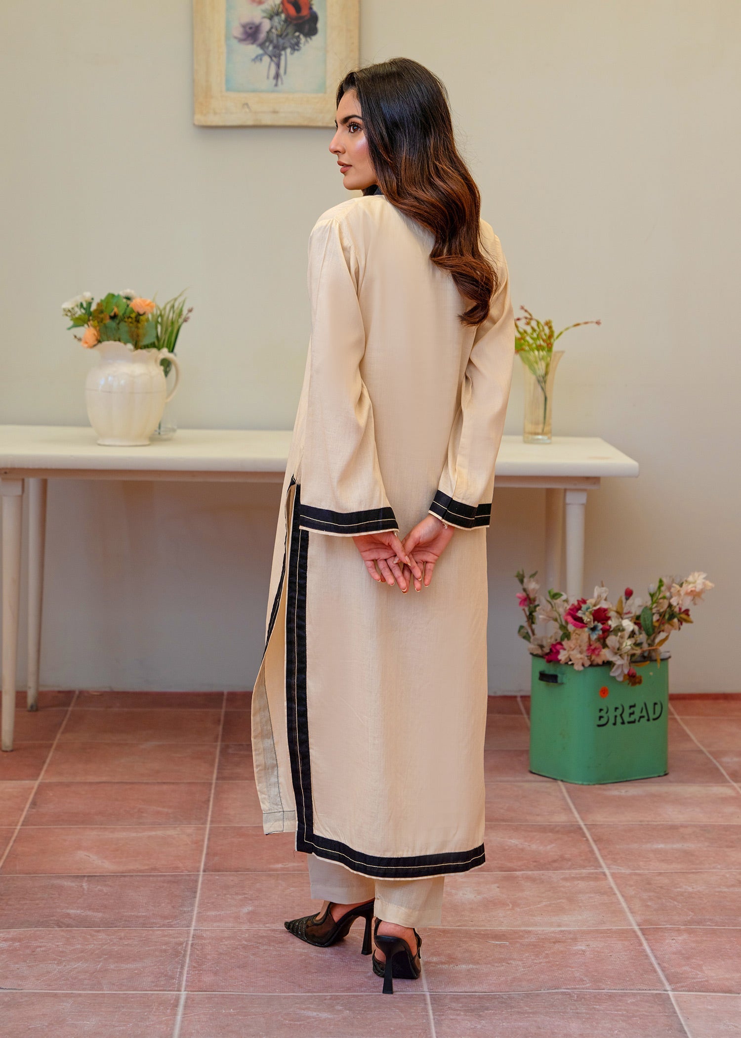 cotton Kurta Set in Off-white