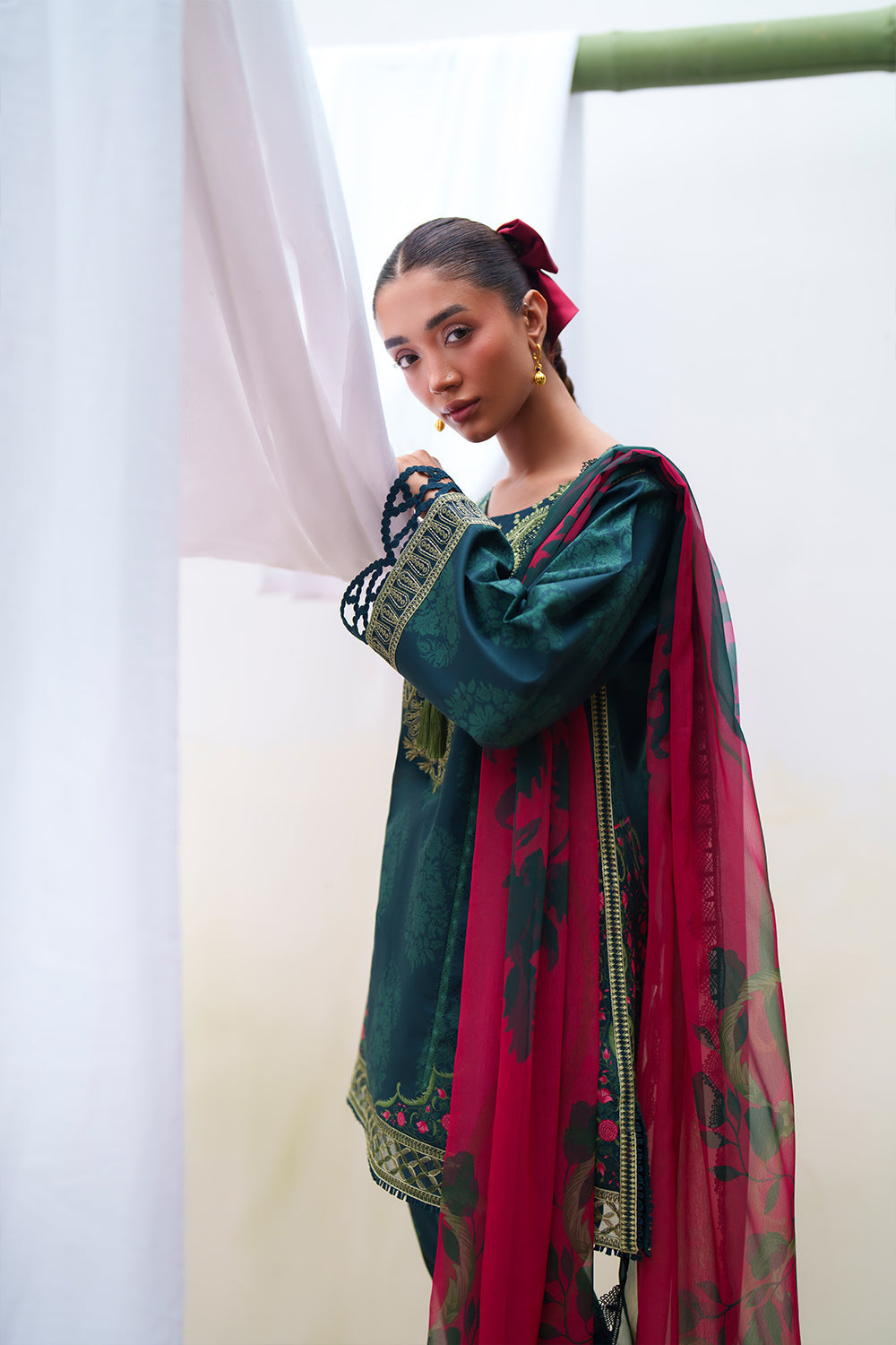 Laanem Luxury Lawn – NAYRA-B-SRL26-01