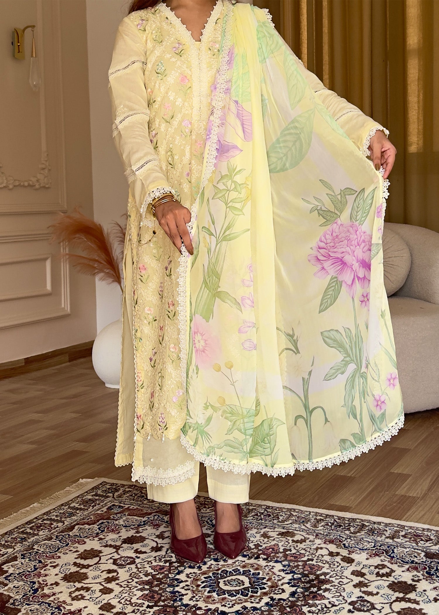 lawn Kurta Set in Lemon chiffon