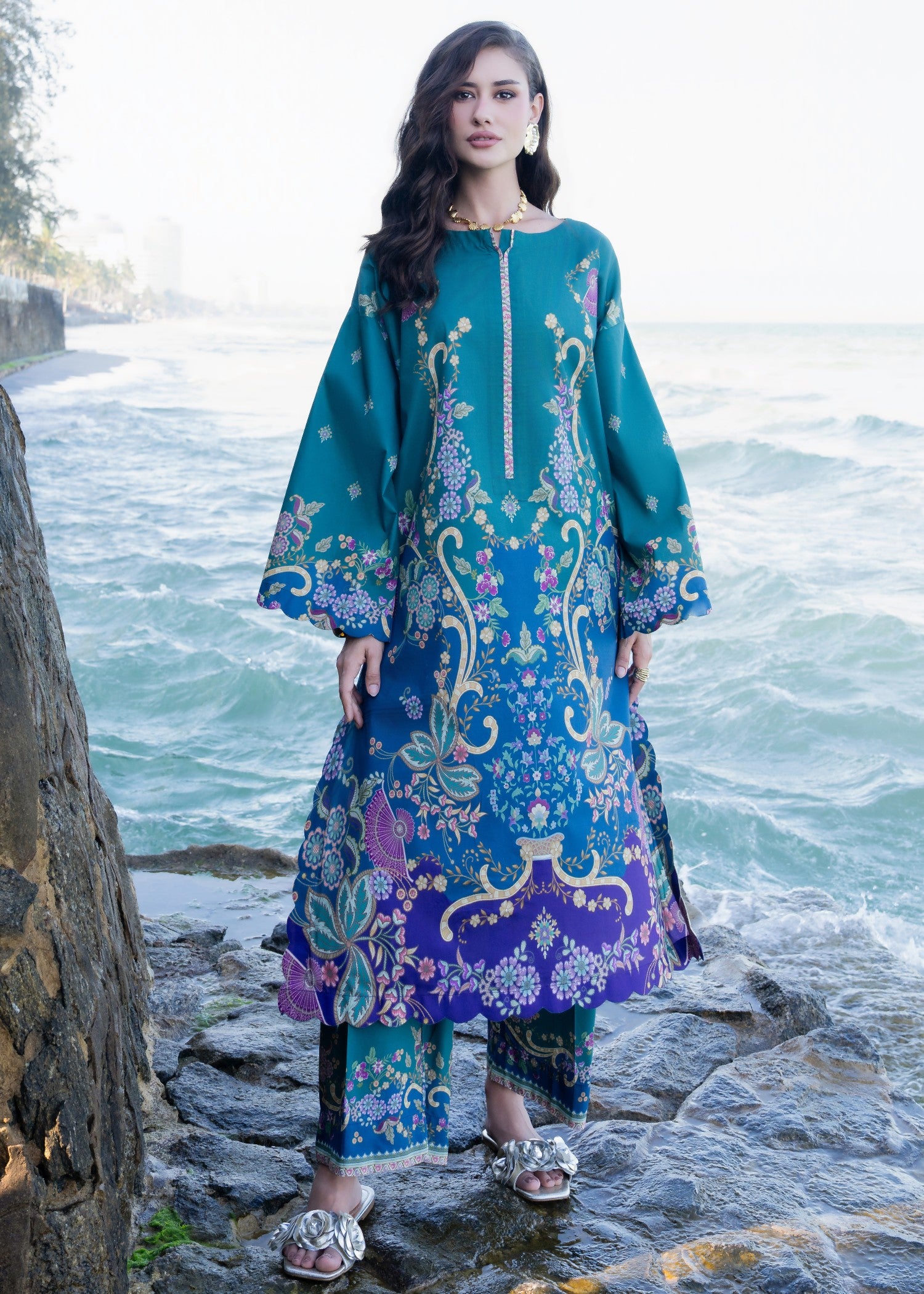 silk grip Kurta Set in Bottle green