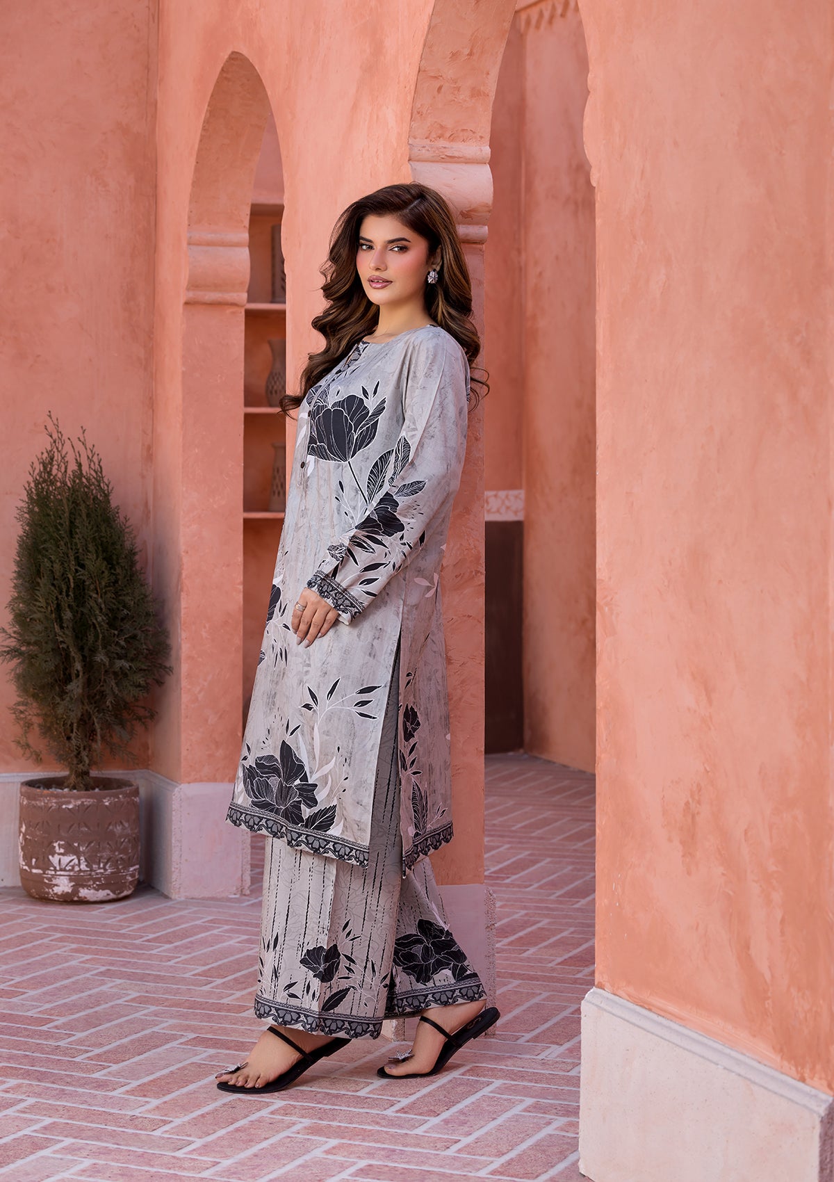lawn Kurta Set in Ash grey