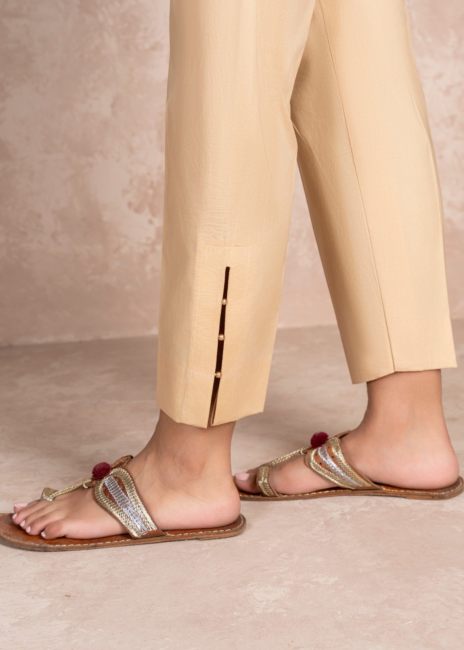 cambric Trousers in Beige