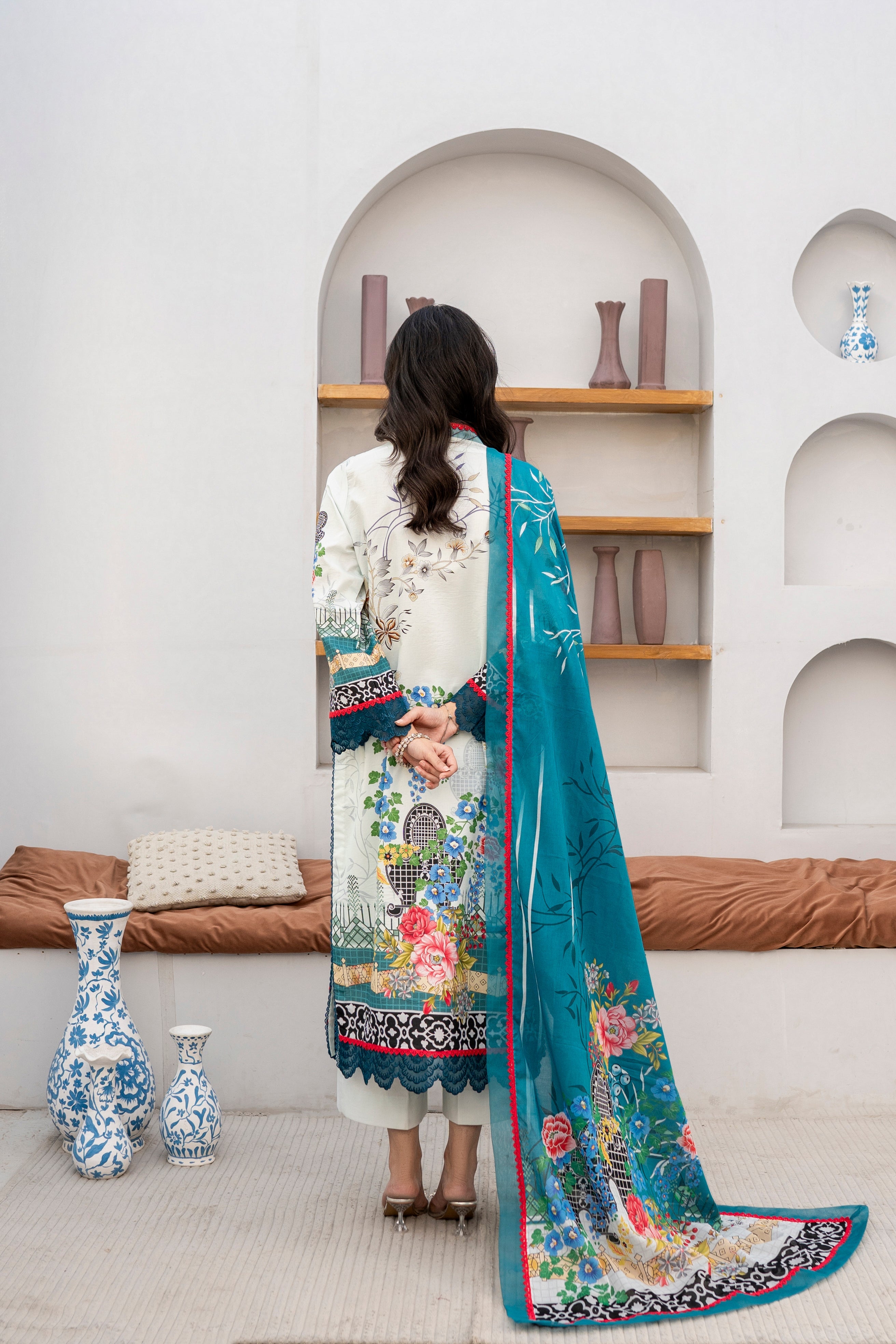 Summer Printed Lawn – D111