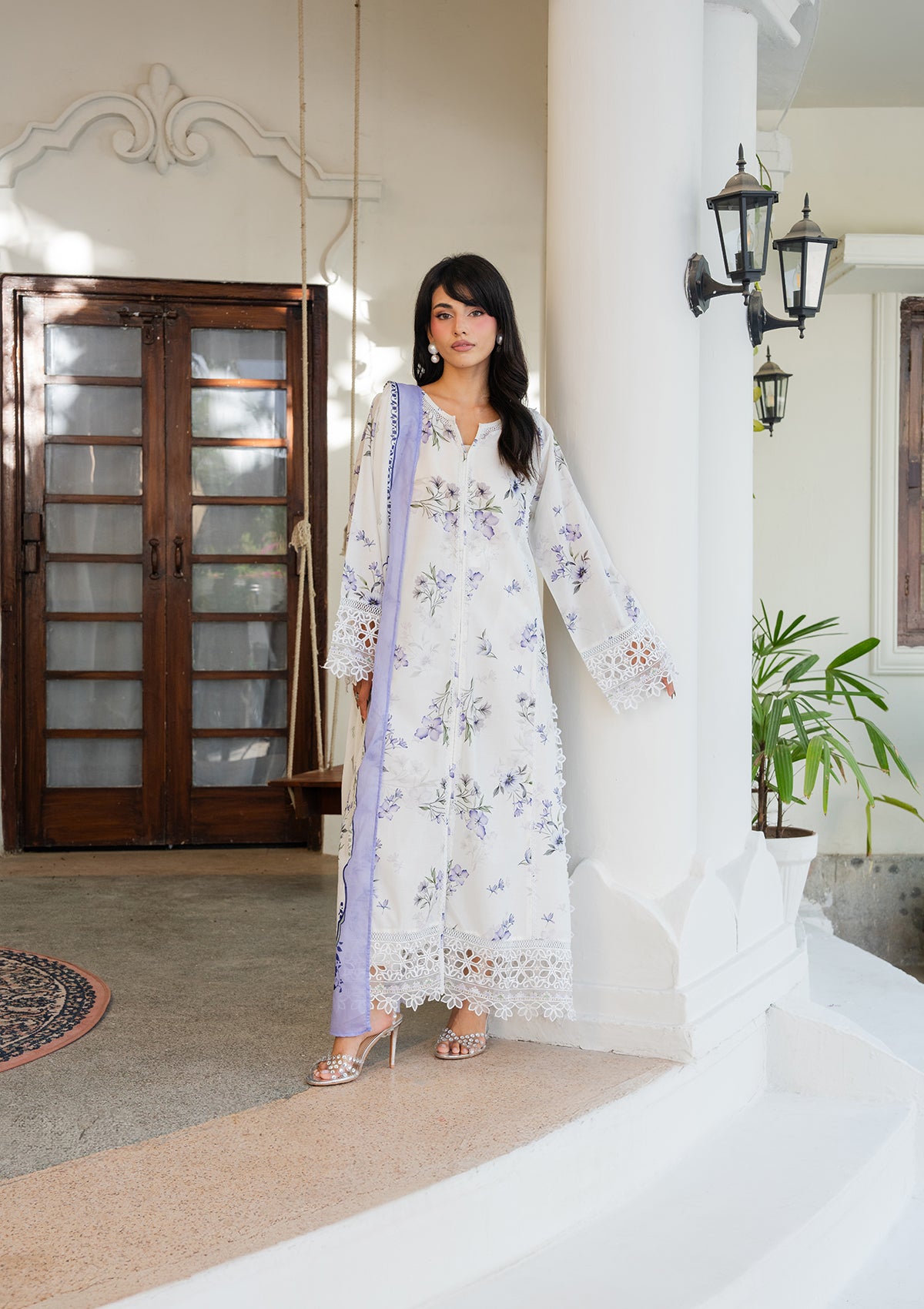 lawn Kurta Set in Off-white
