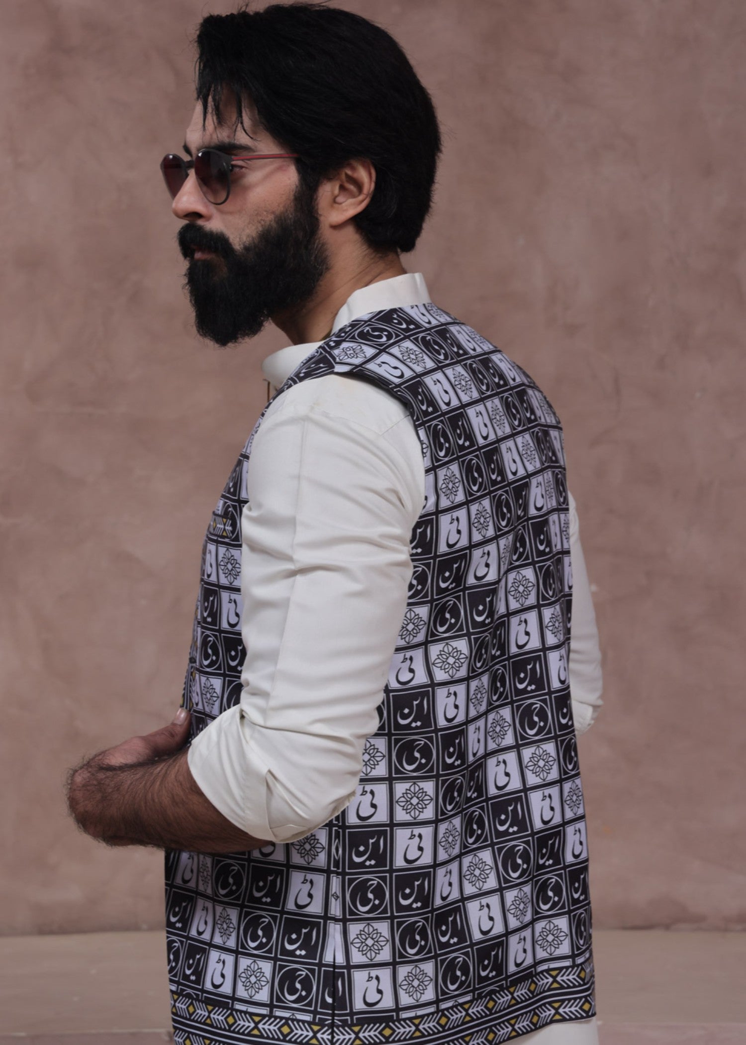 blended cambric Waistcoat in Jet black