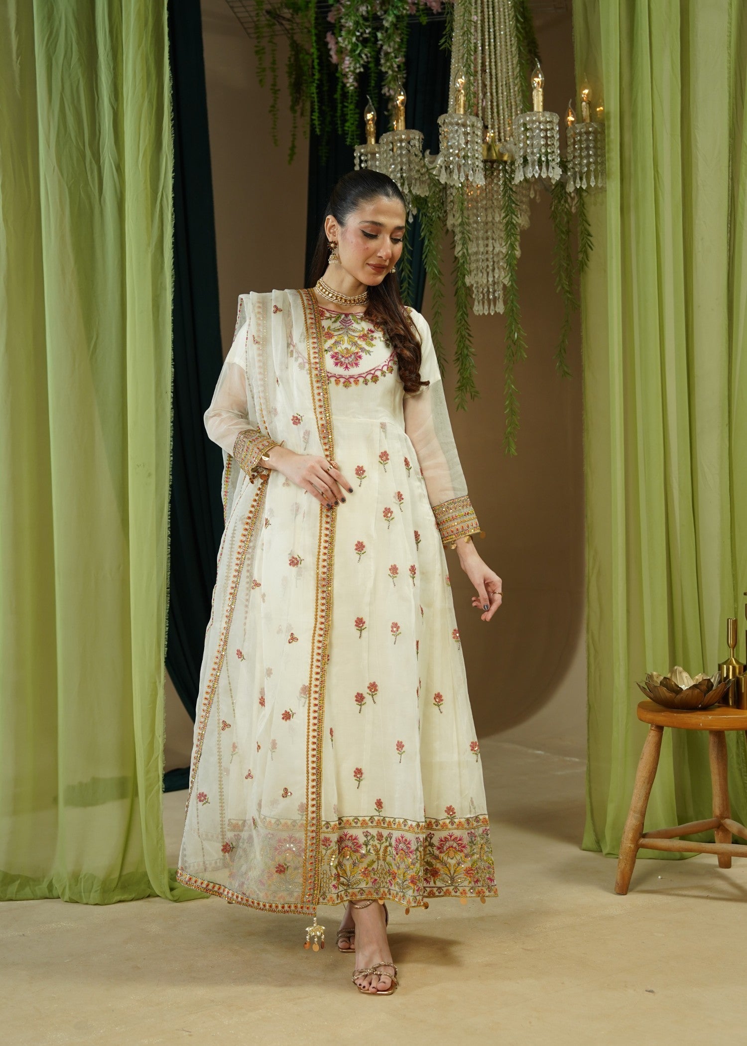 poly organza Maxi in Off-white