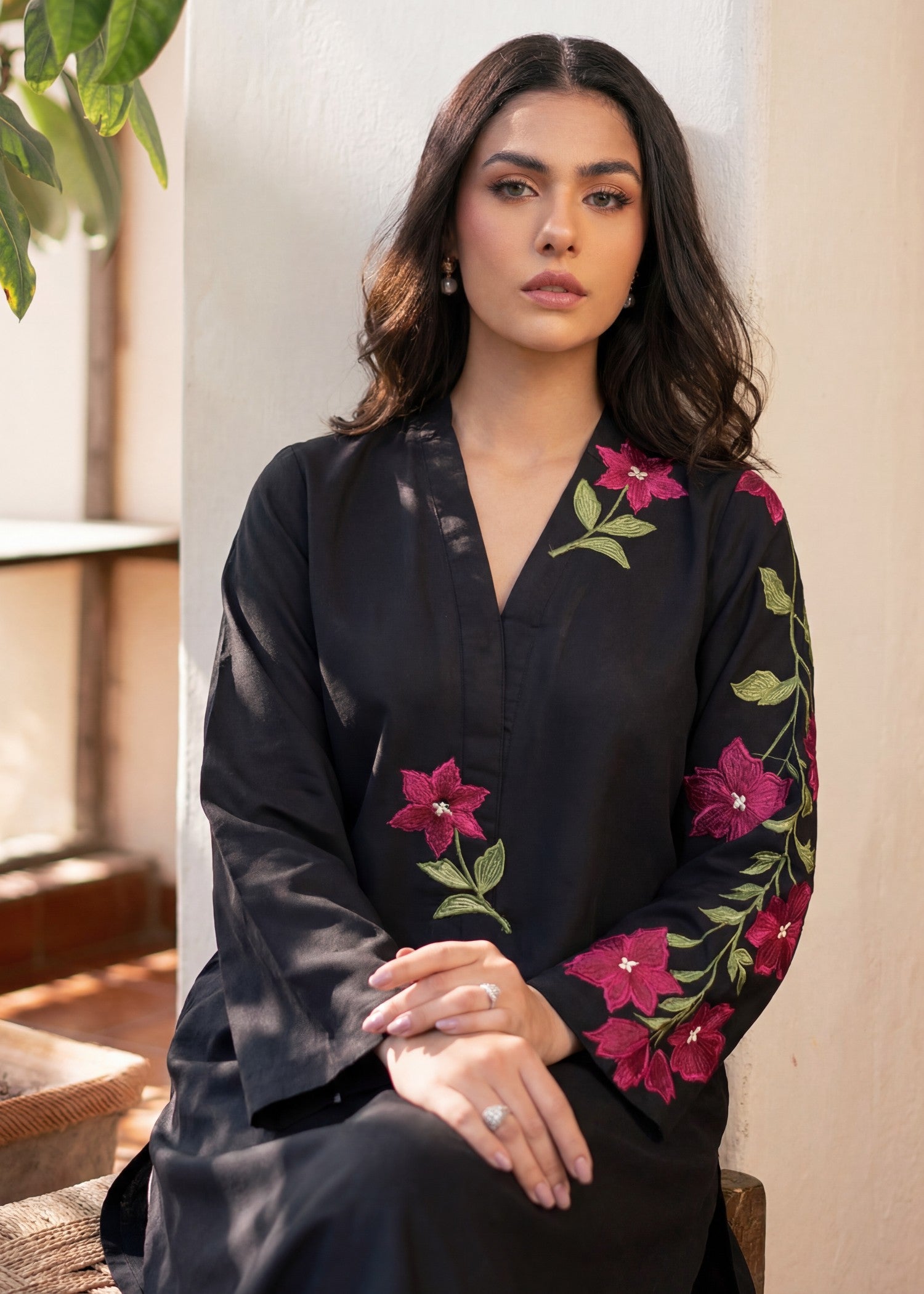 dhanak Kurta Set in Black
