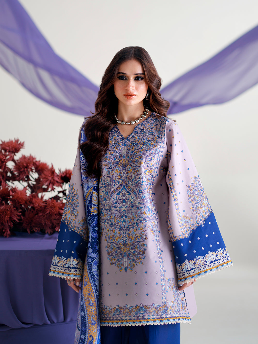 Amour Luxury Lawn – 182-B