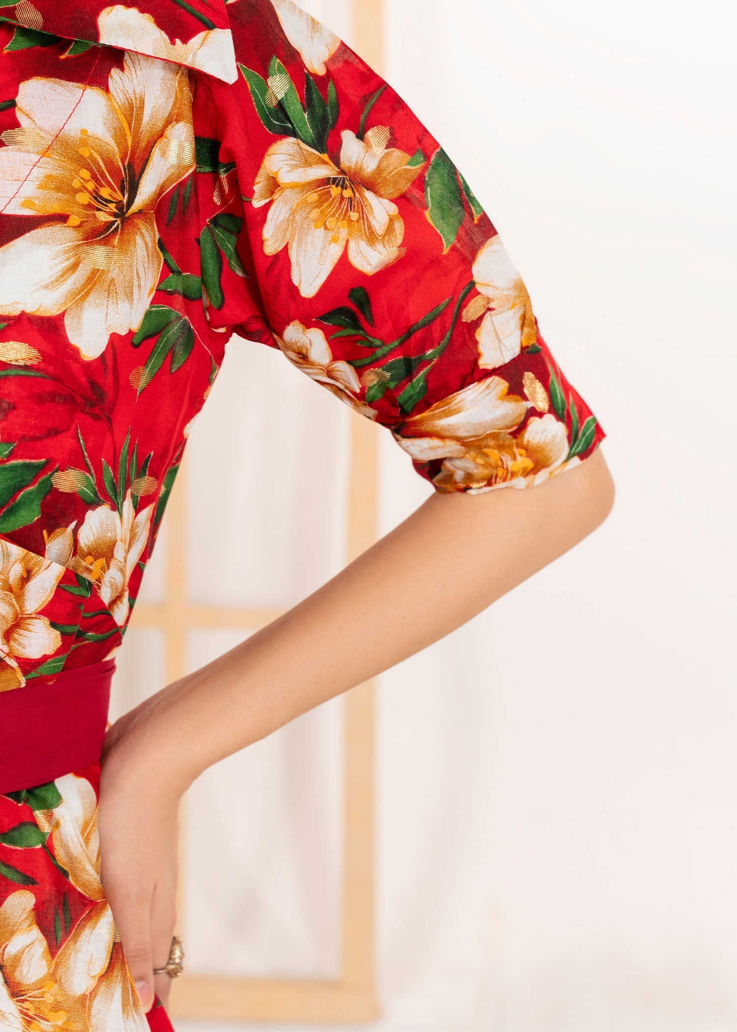 lawn Maxi in Blood red