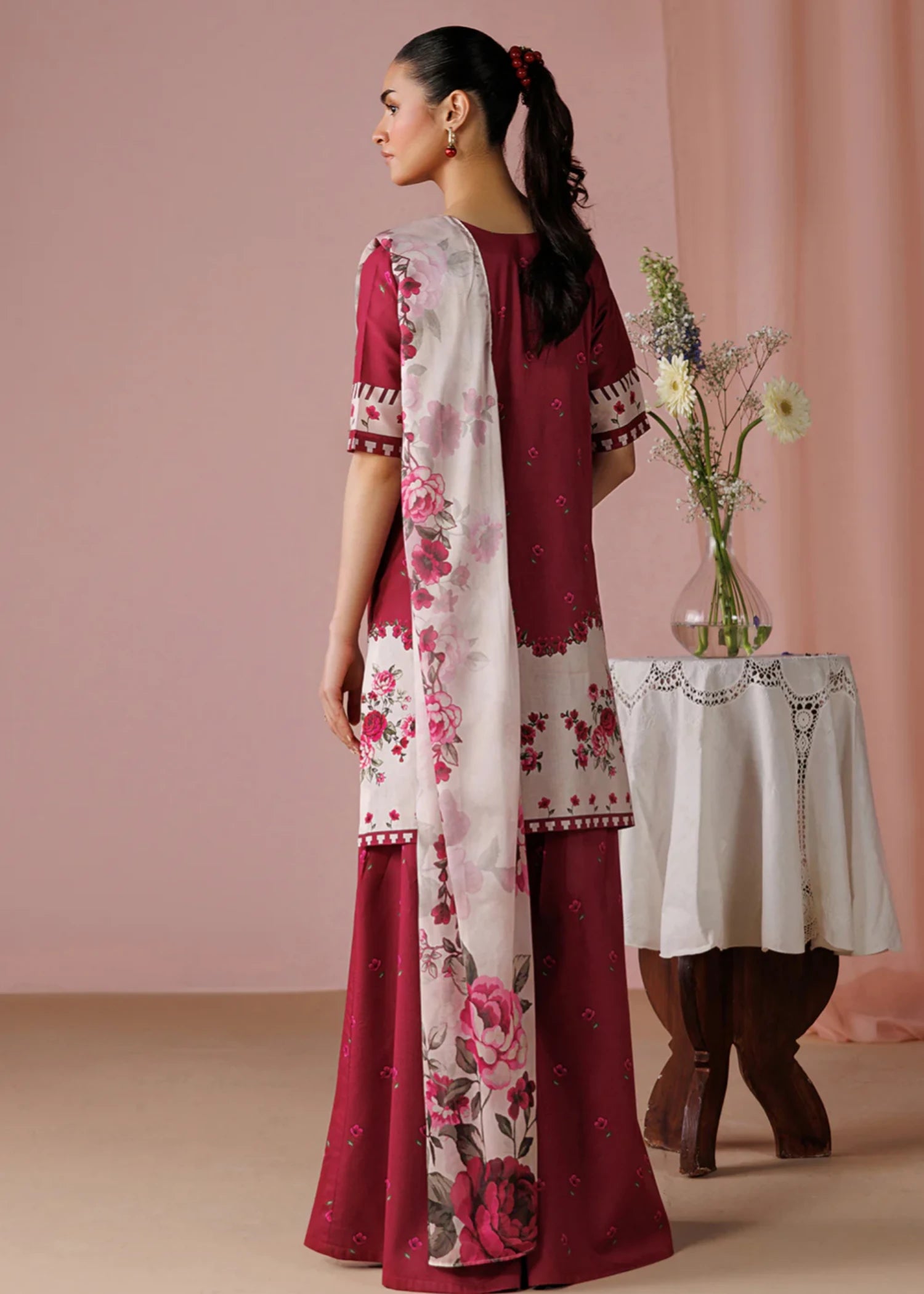 lawn Kurta Set in Mulberry