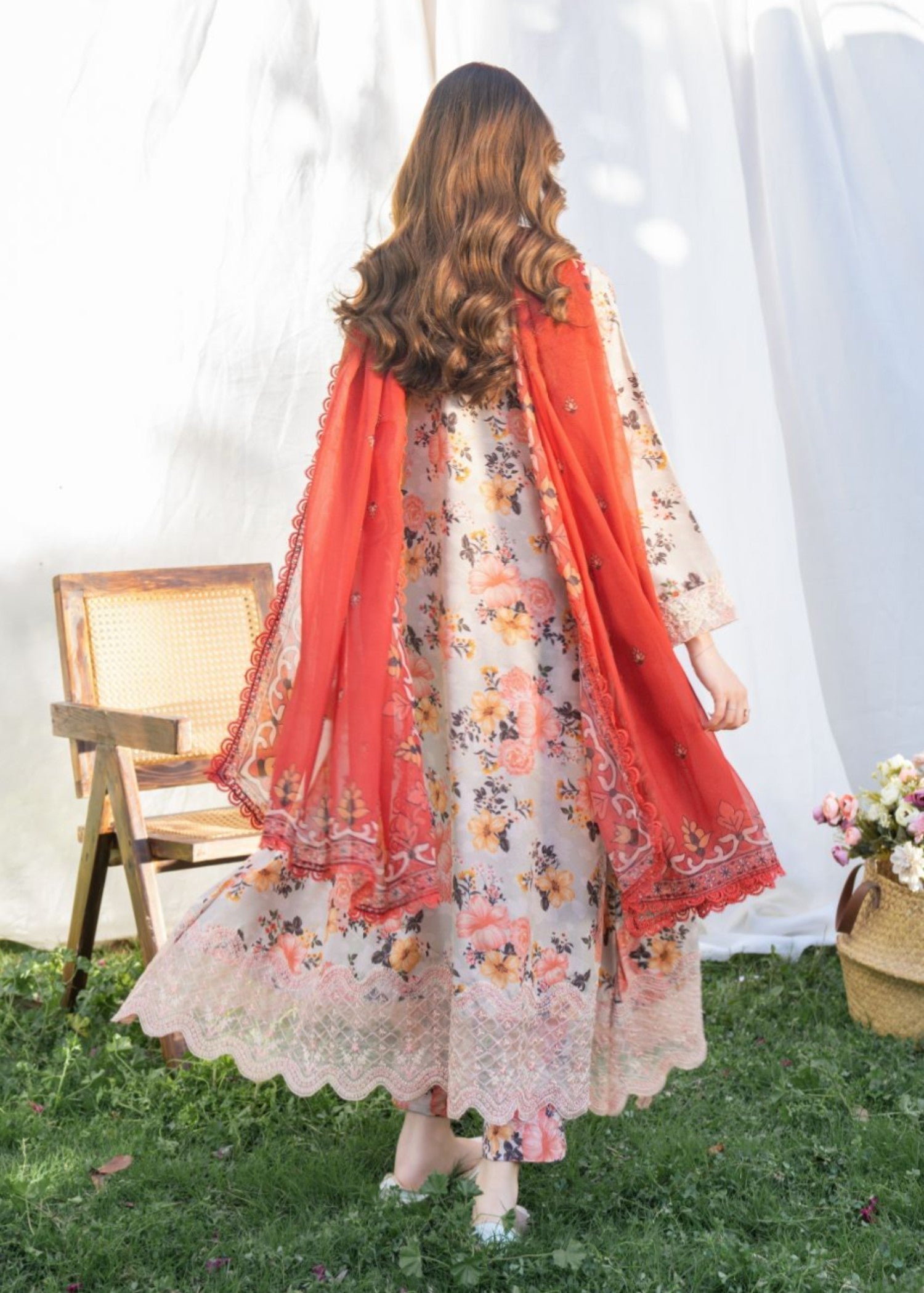 lawn Pishwas in Ivory