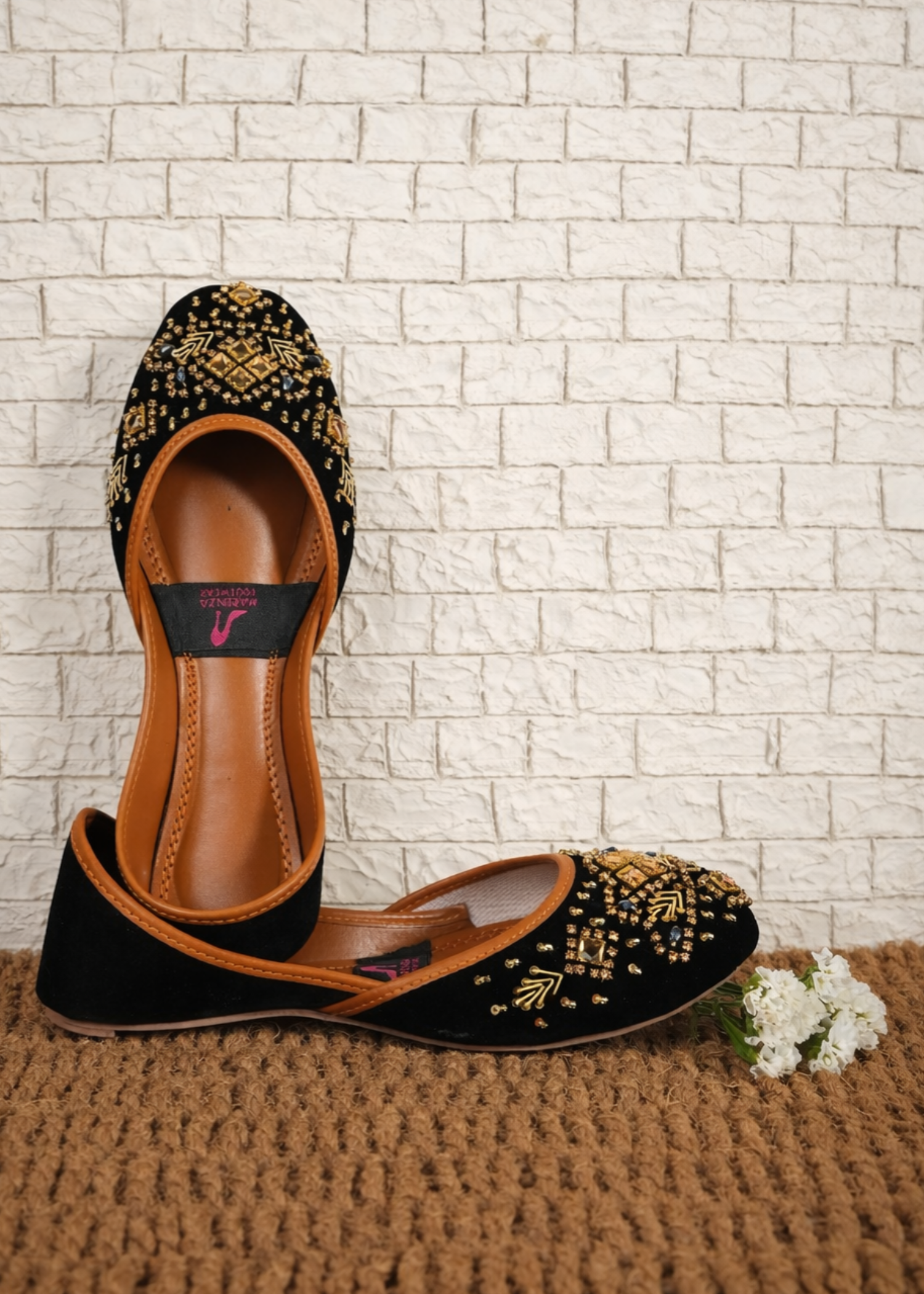 Khussa in Black by - High Quality Women Khussa RQH5576